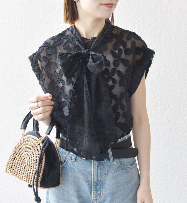 SHIPS any「SHIPS any:〈手洗い可能〉シアー フラワー ジャカード ボウタイ フレンチ ブラウス」|シャツ・ブラウス|