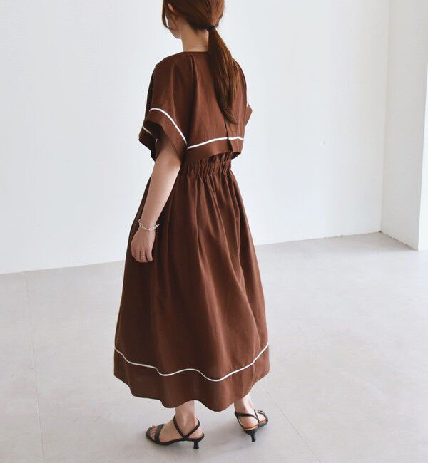 quaranciel「quaranciel:〈洗濯機可能〉ケープデザイン パイピング ワンピース」|ワンピース|