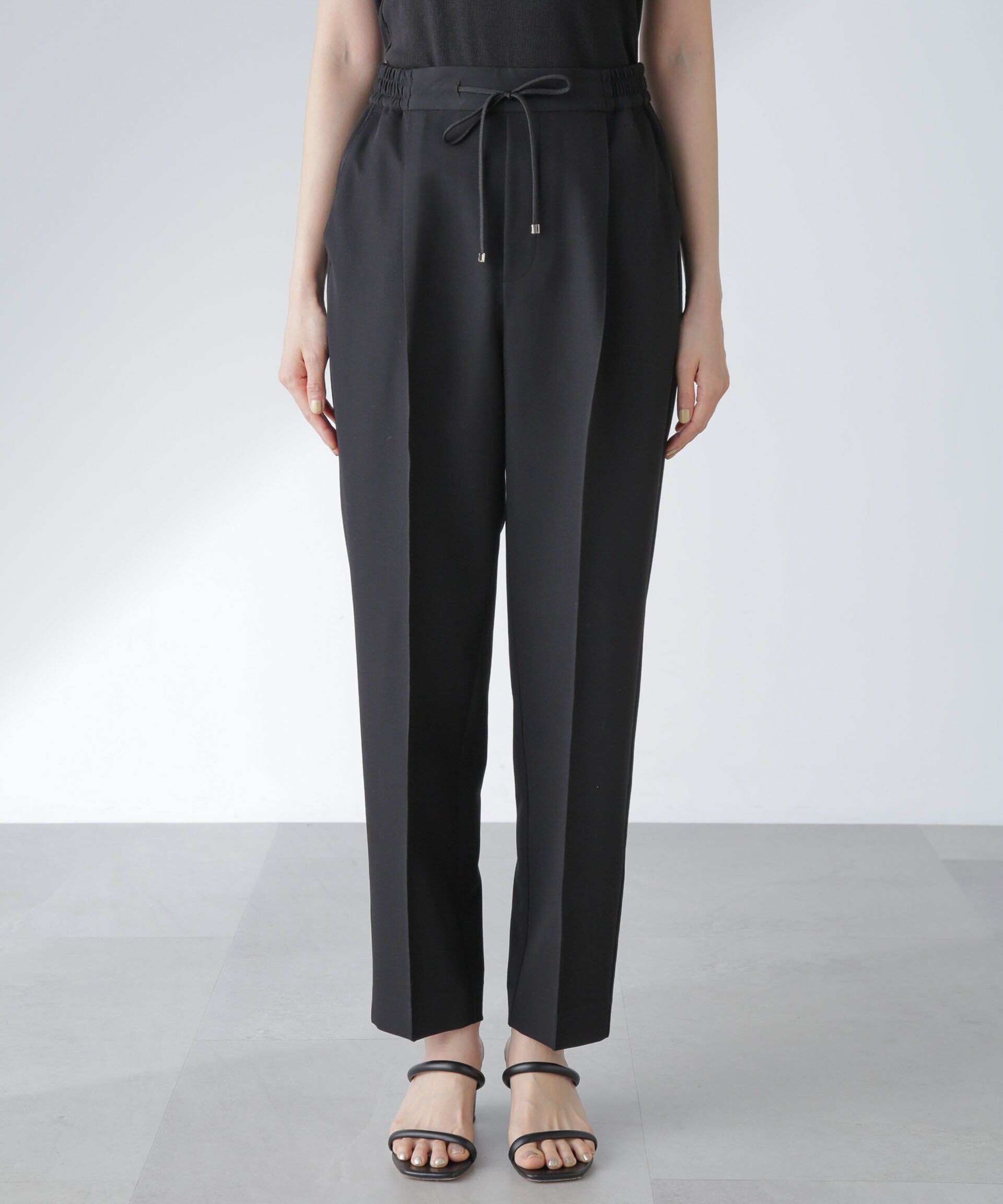 nano･universe「ピンタックイージーテーパードパンツ」|チノ|