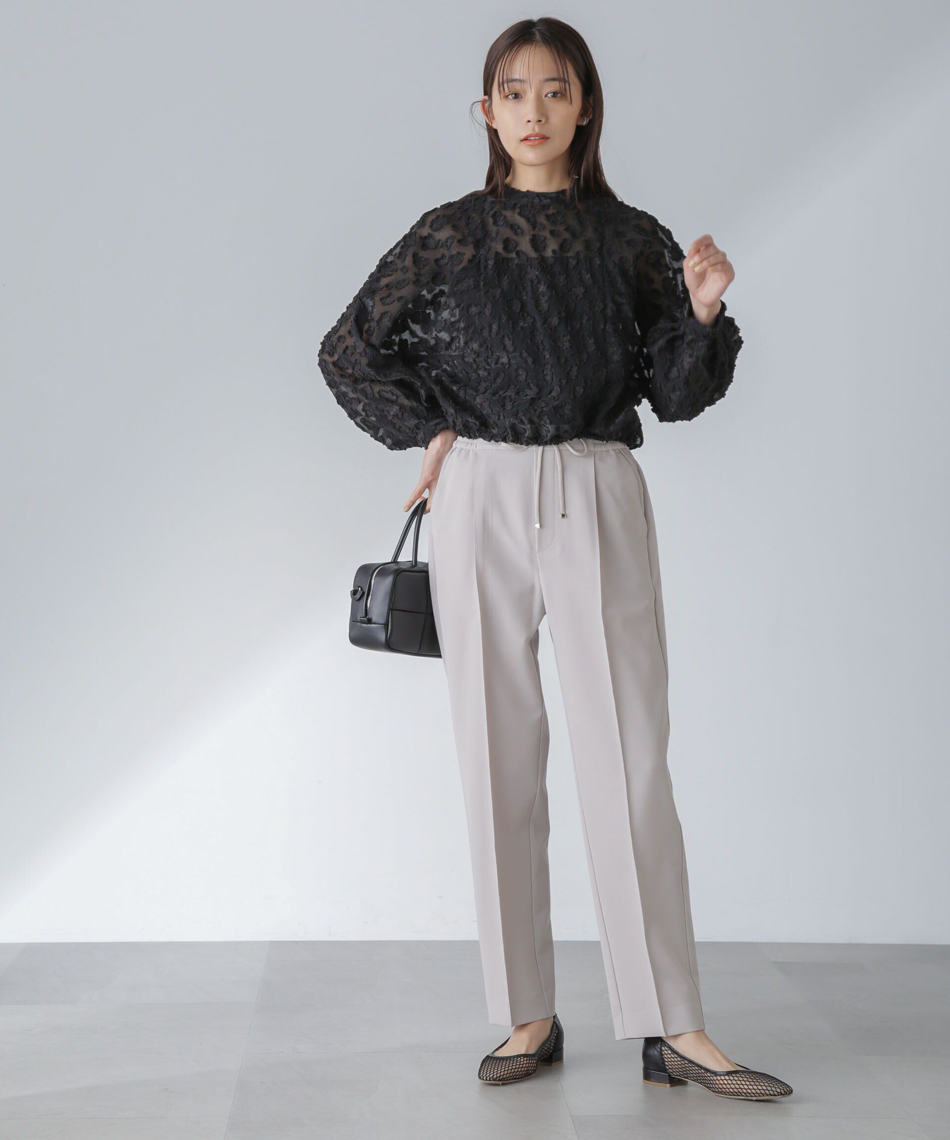 nano･universe「ピンタックイージーテーパードパンツ」|チノ|