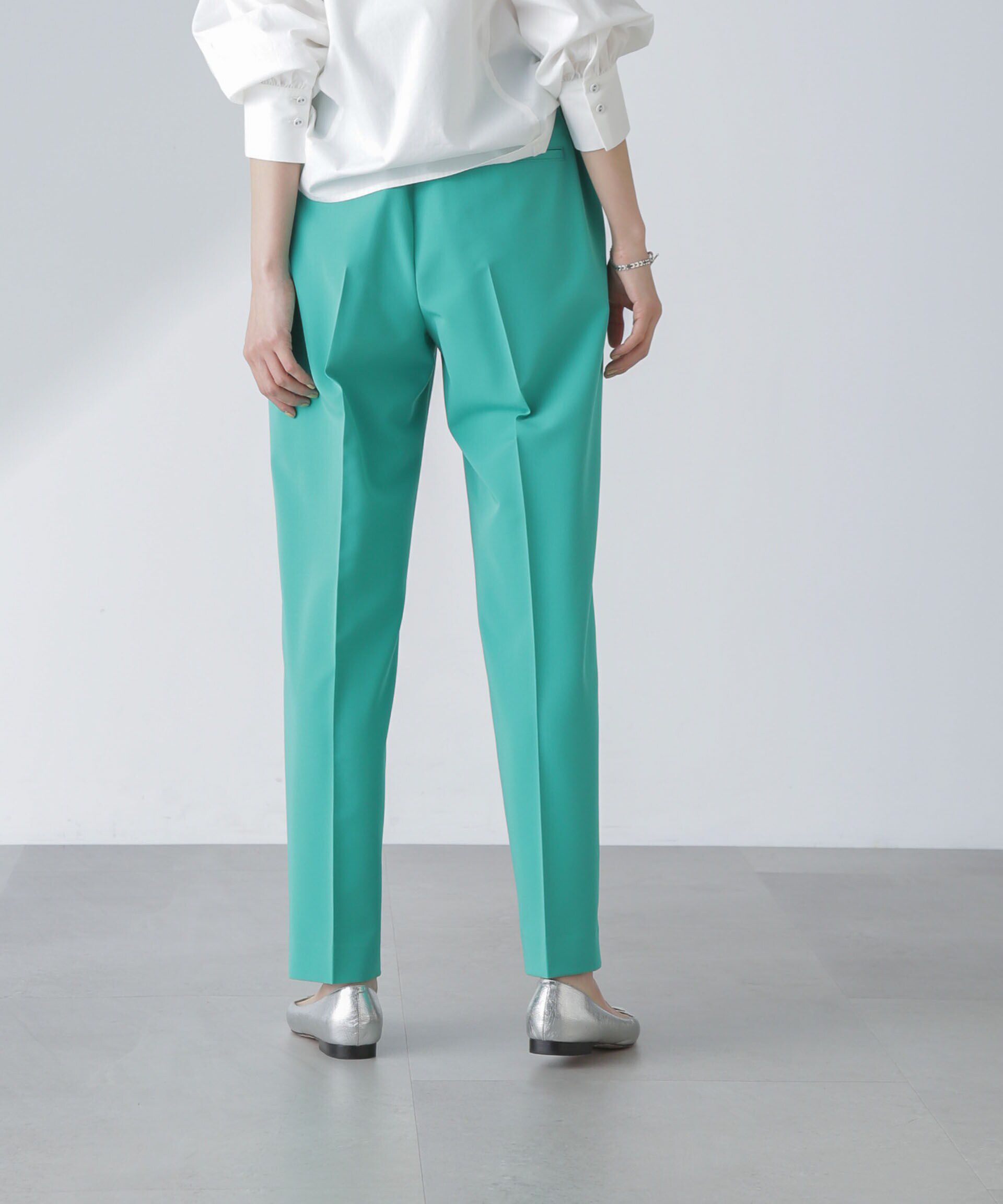 nano･universe「ピンタックイージーテーパードパンツ」|チノ|