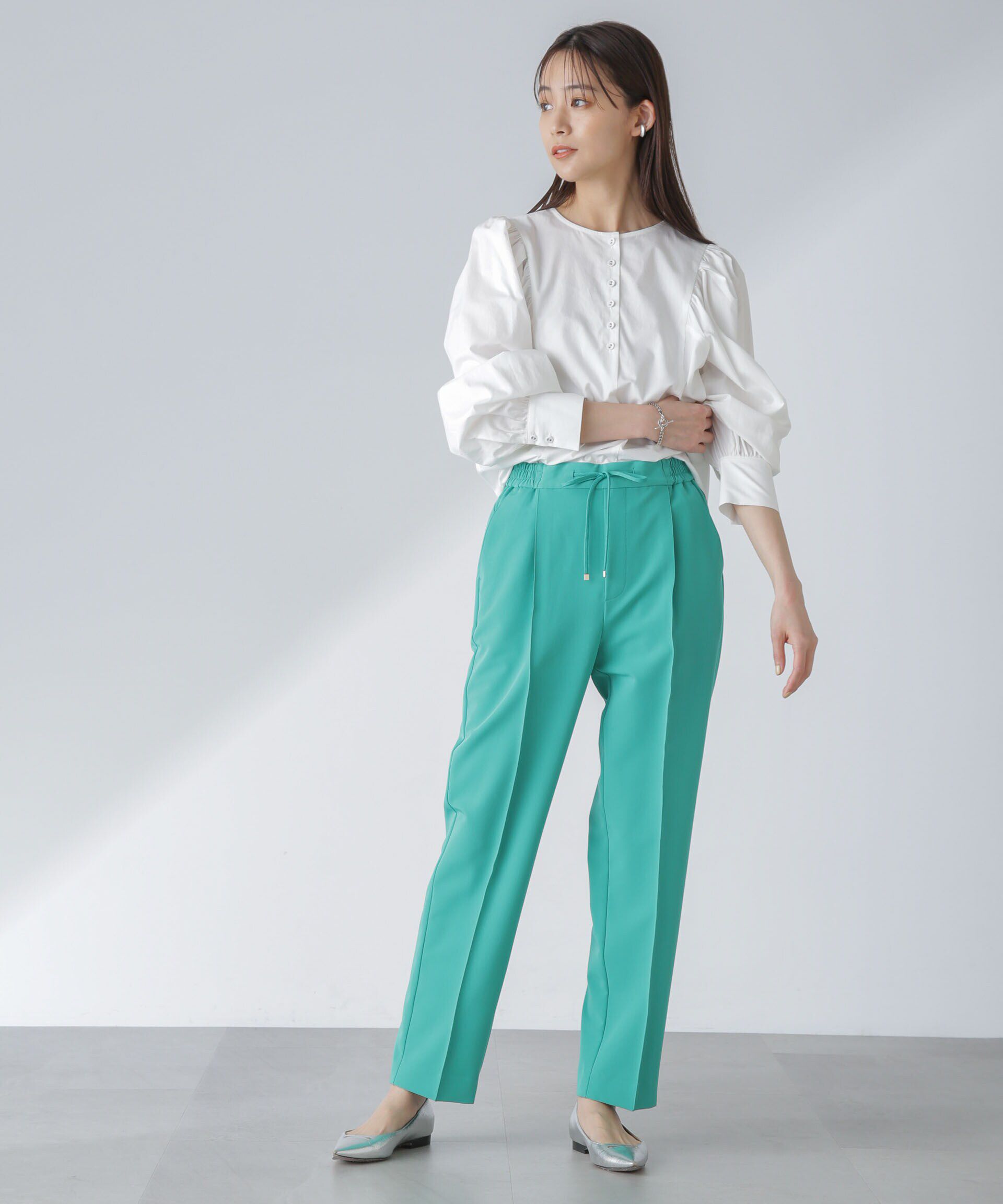 nano･universe「ピンタックイージーテーパードパンツ」|チノ|