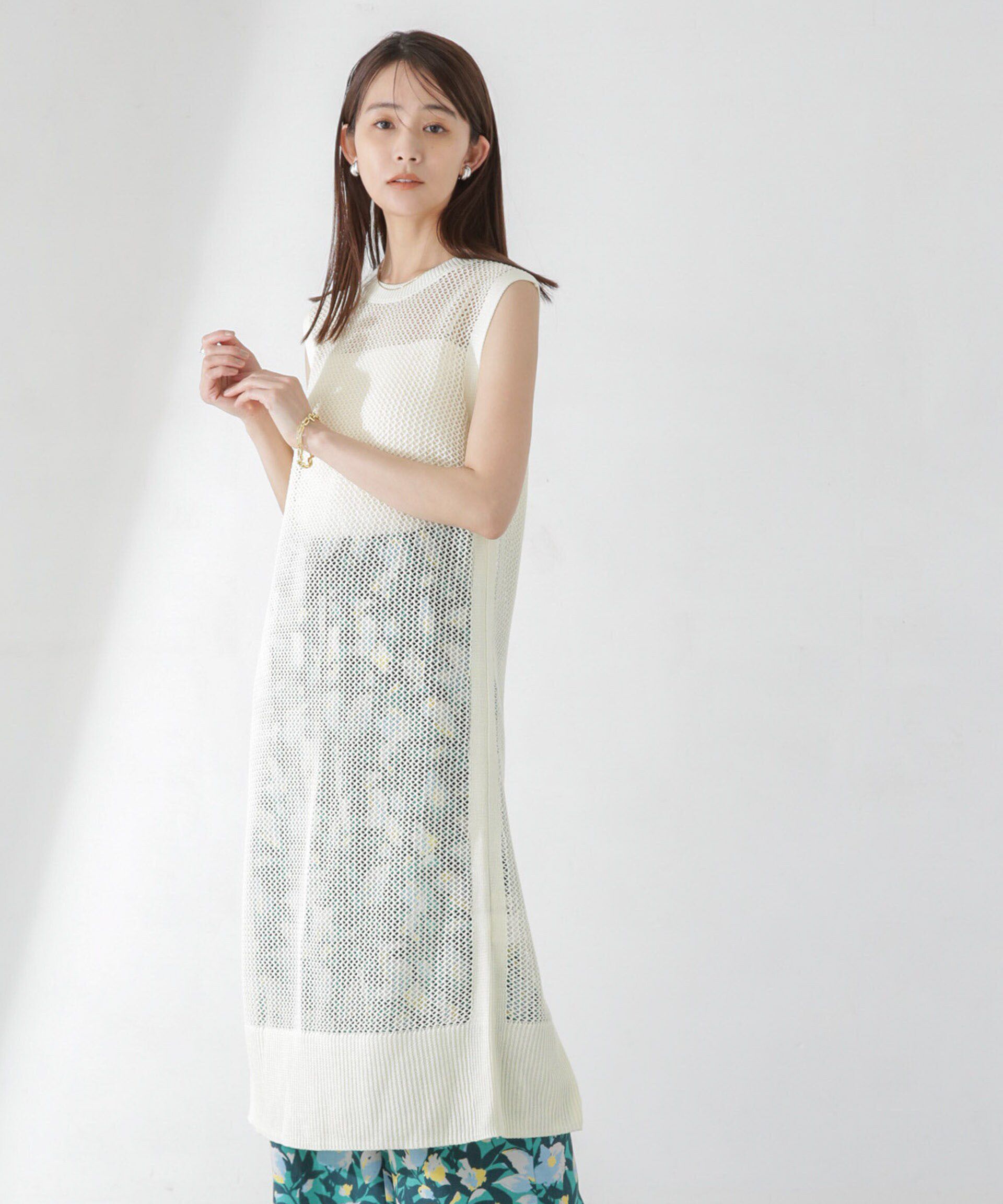 nano･universe「メッシュ編みノースリーブニットワンピース」|ワンピース|オフホワイト1