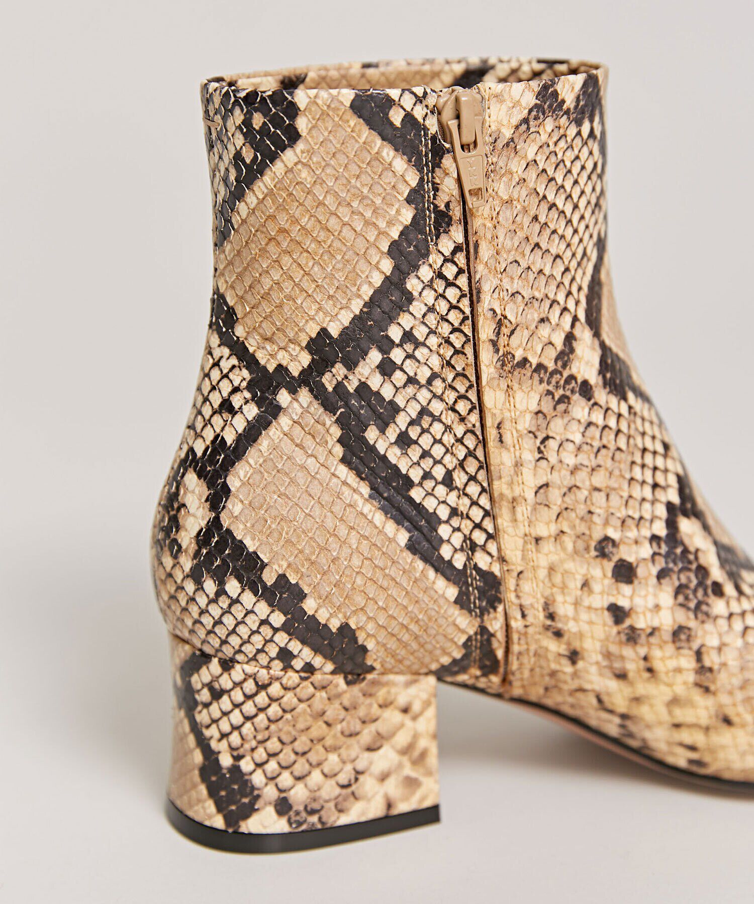 nano･universe「PELLICO/PYTHON FRONTE SHORT BOOTS」|ショートブーツ|