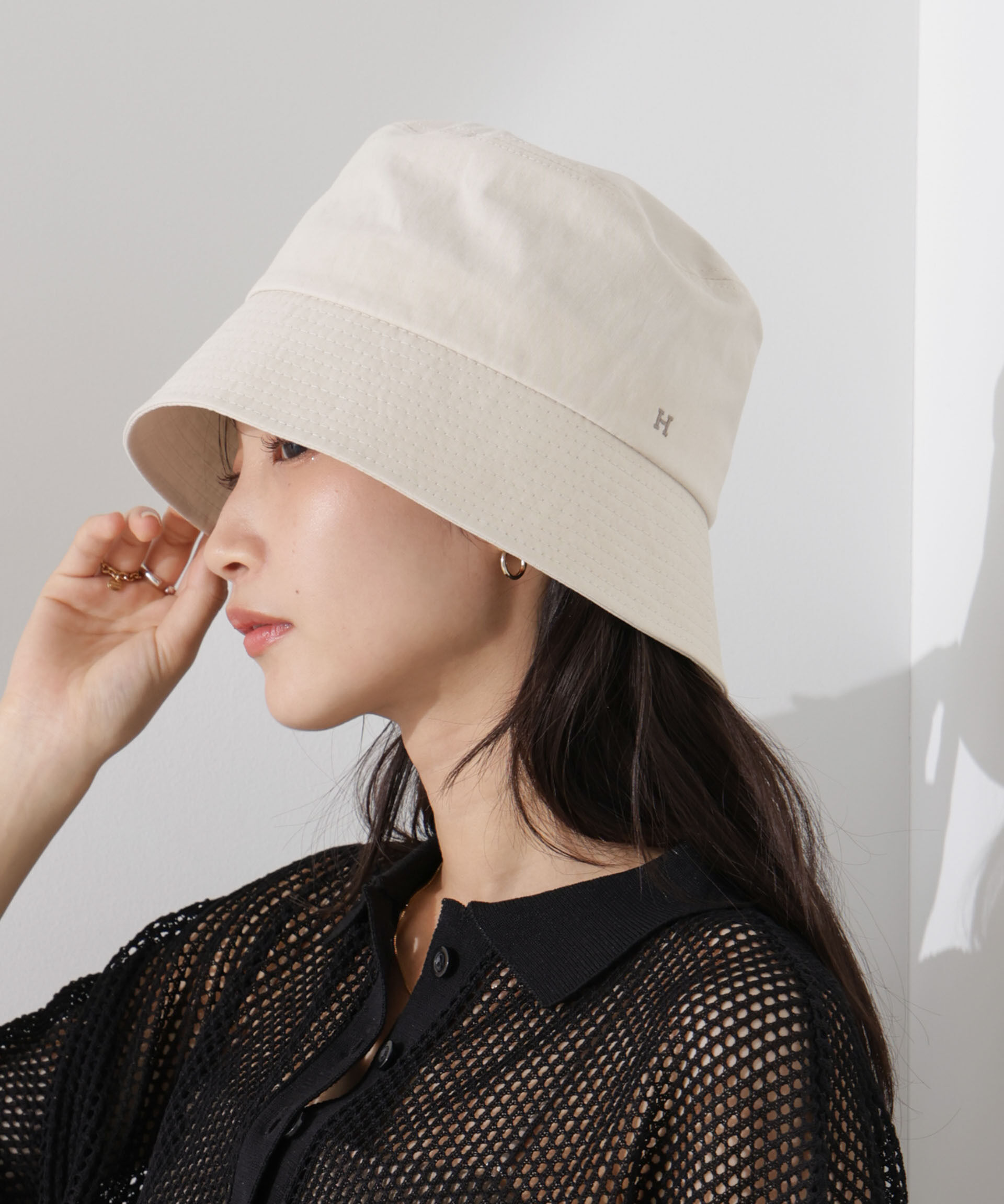 nano･universe「Healthknit/ワンポイント刺繍バケットハット」|キャップ・キャスケット|