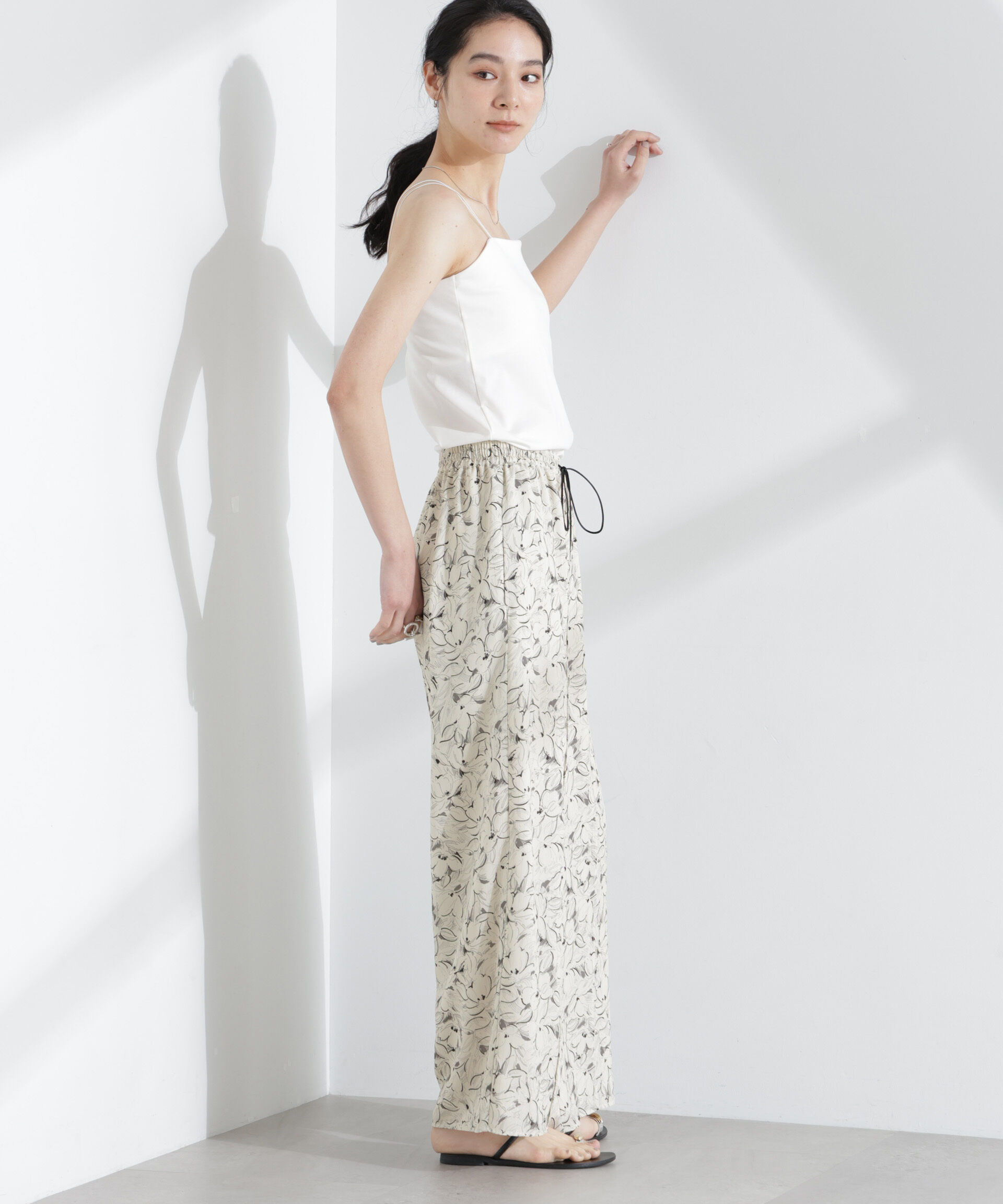  「ロンシャンオールドコレクション フラワーワイドパンツ」|その他|