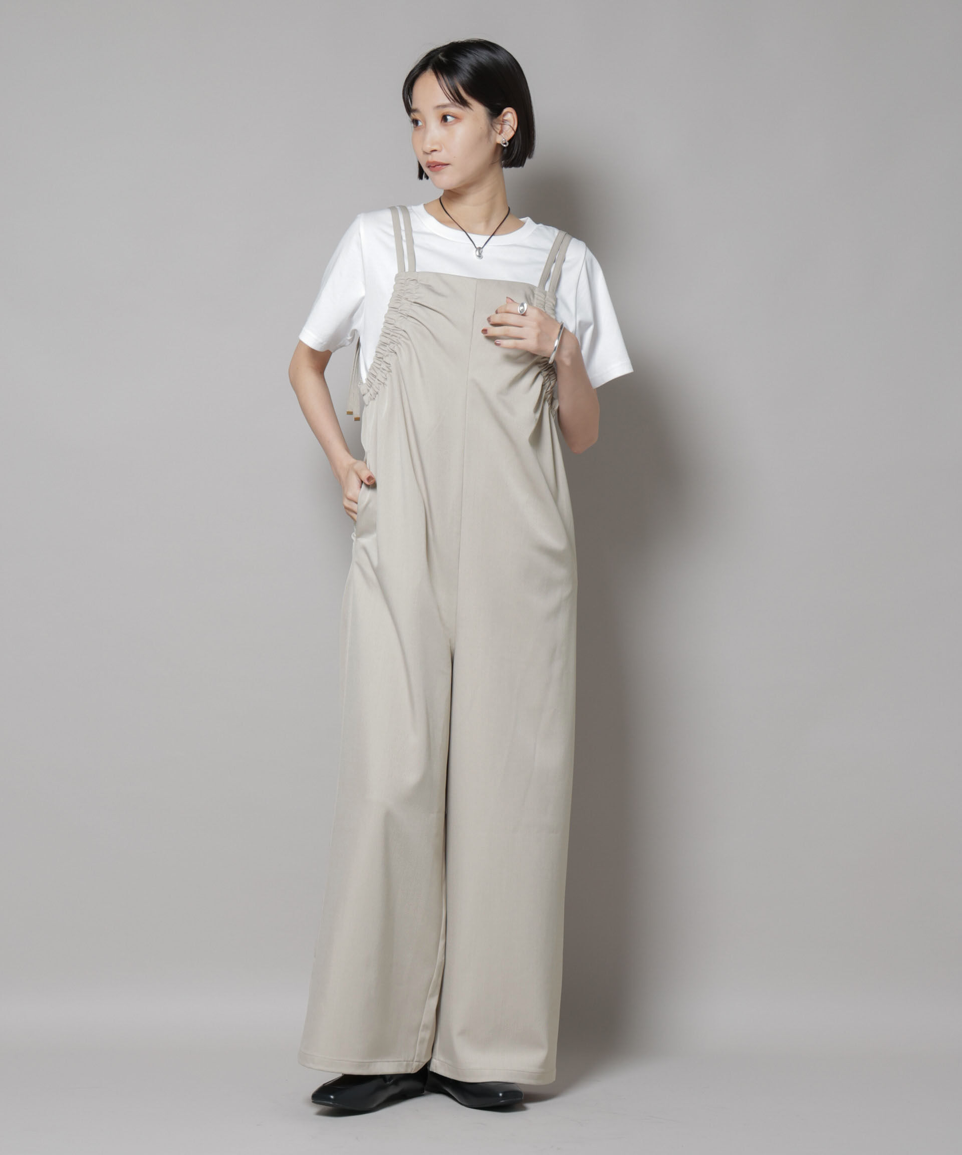 nano･universe「ギャザーデザインサロペットパンツ」|ワンピース|