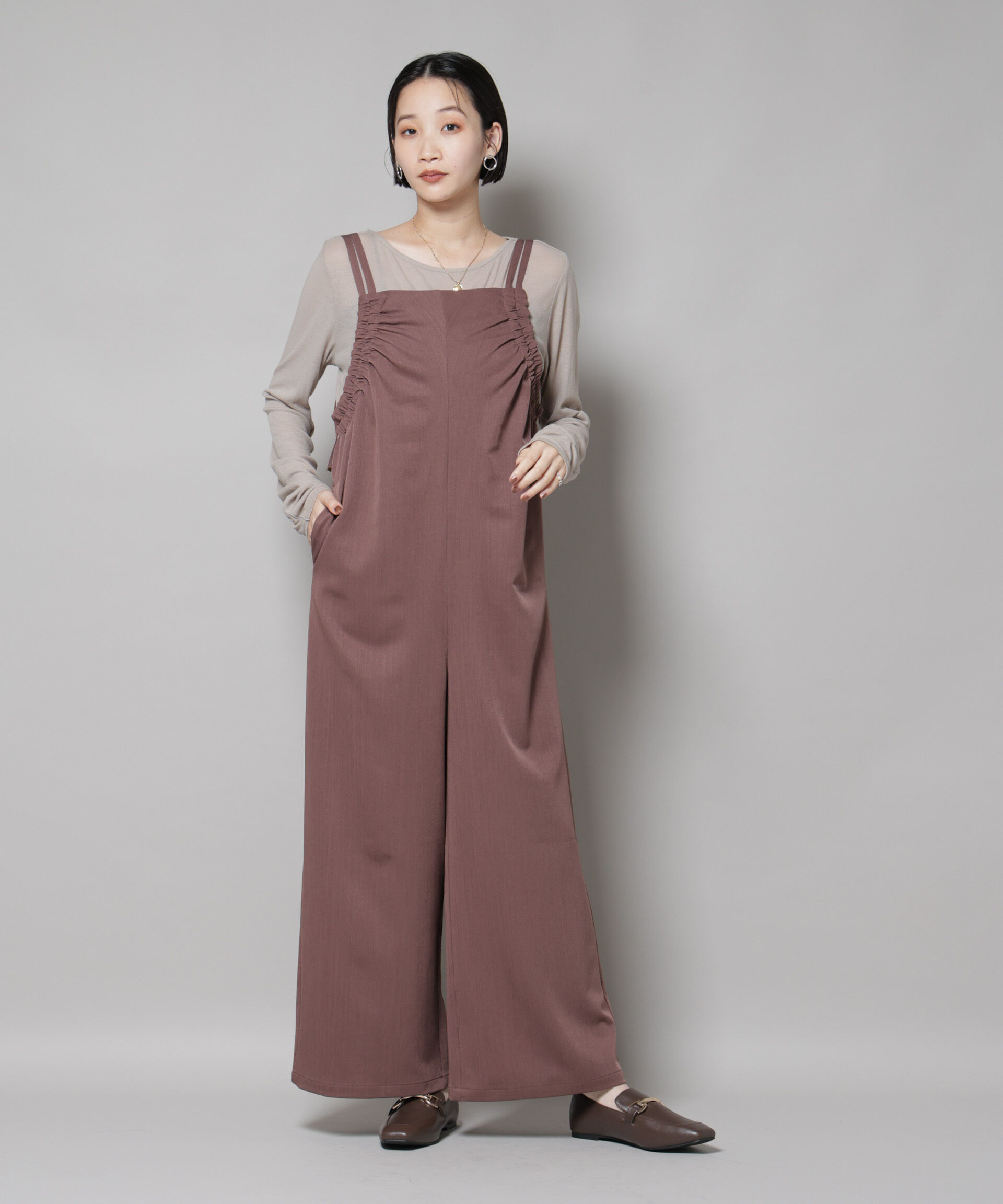 nano･universe「ギャザーデザインサロペットパンツ」|ワンピース|