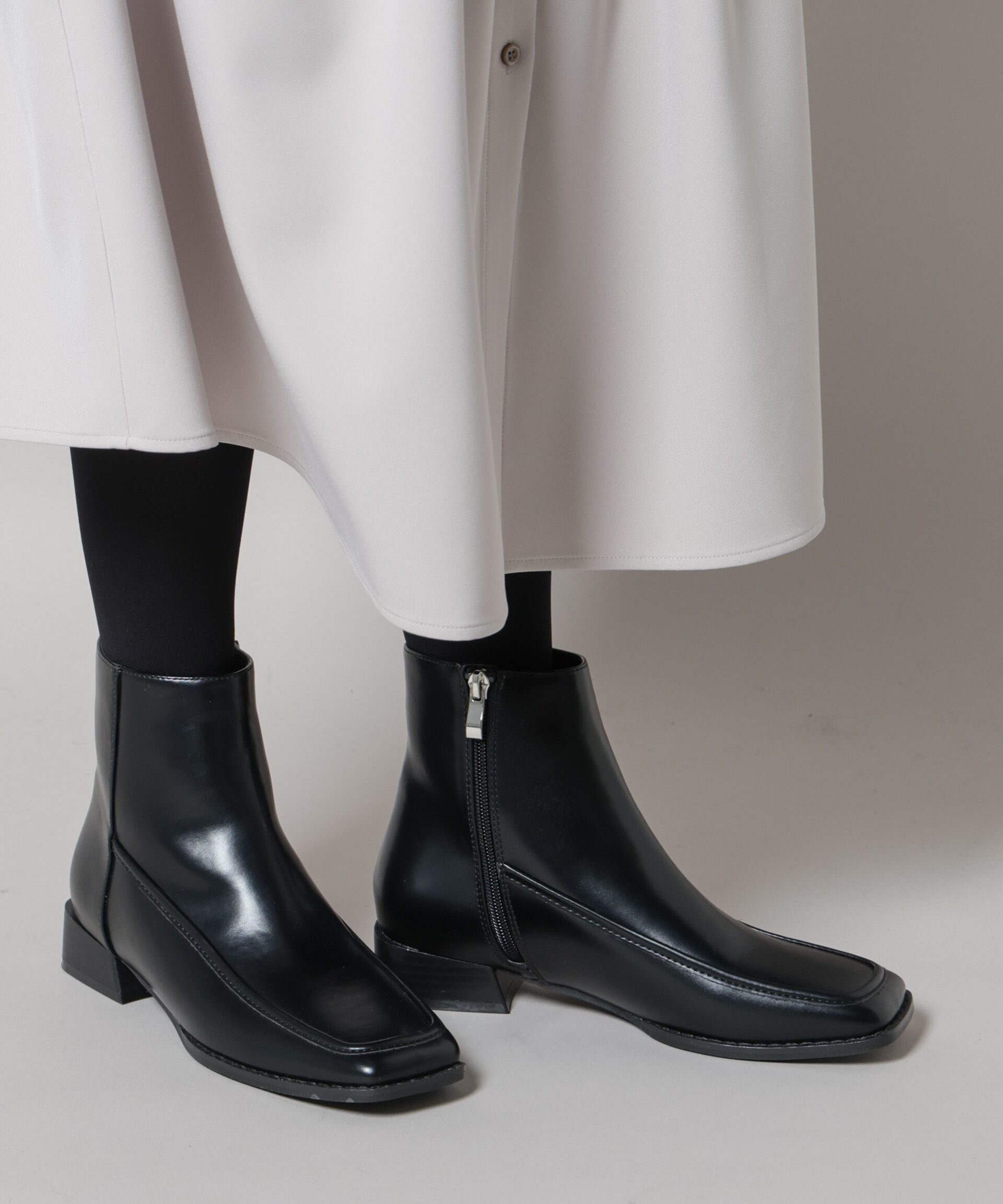 nano･universe「スクエアトゥミドルブーツ」|ショートブーツ|ブラック