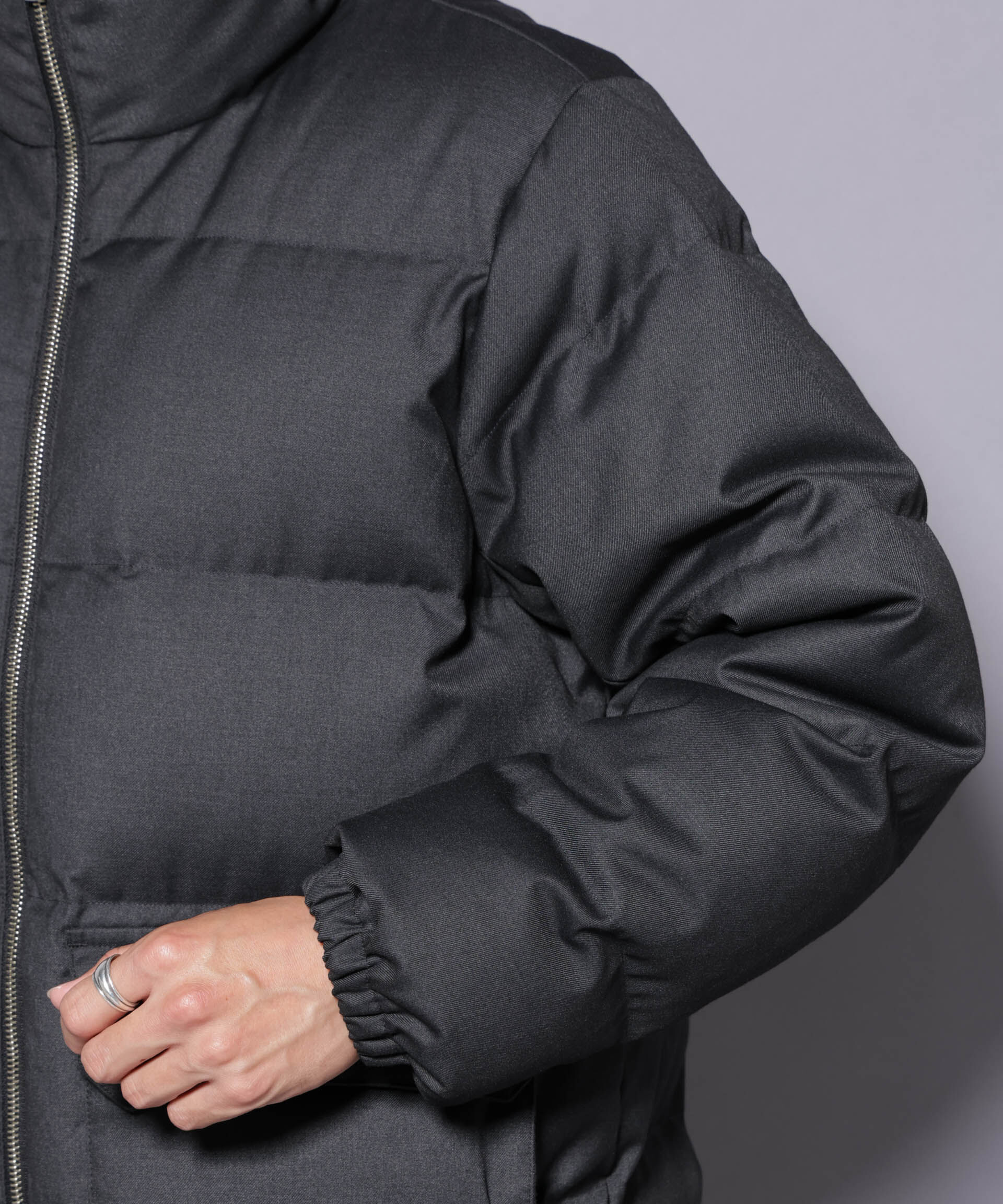 nano･universe「DELEGANTE エアリーサキソニー／グレンチェックTAIONダウンジャケット」|ダウン|