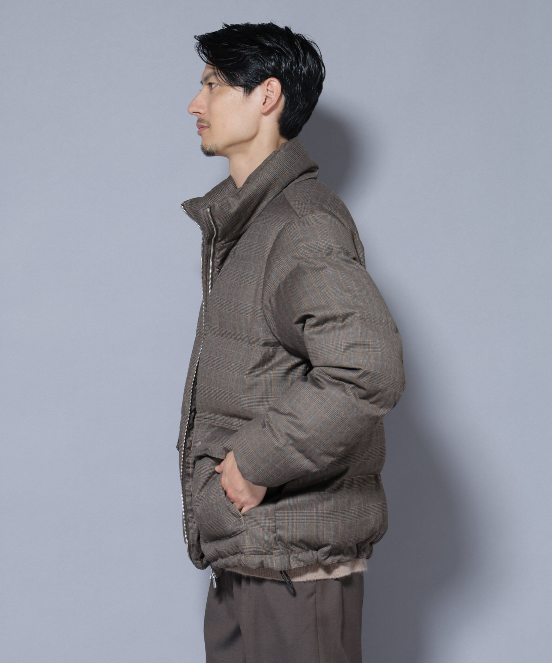 nano･universe「DELEGANTE エアリーサキソニー／グレンチェックTAIONダウンジャケット」|ダウン|