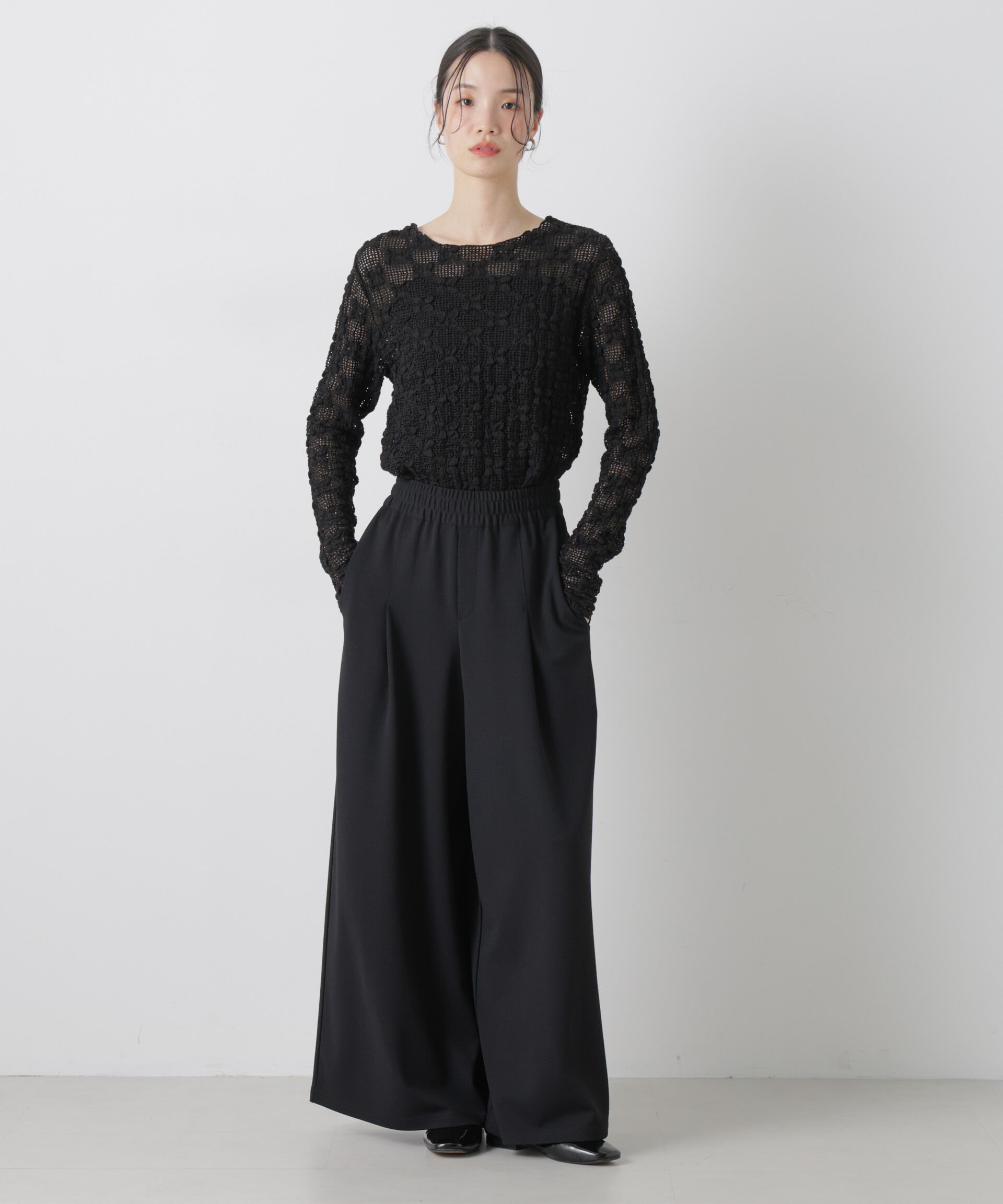 nano･universe「タックワイドカットジョーゼットパンツ」|チノ|