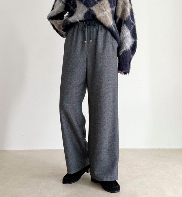 fredy emue「【4サイズ展開】ソフトシャークスキン/チェックイージーパンツ」|チノ|チャコールグレー