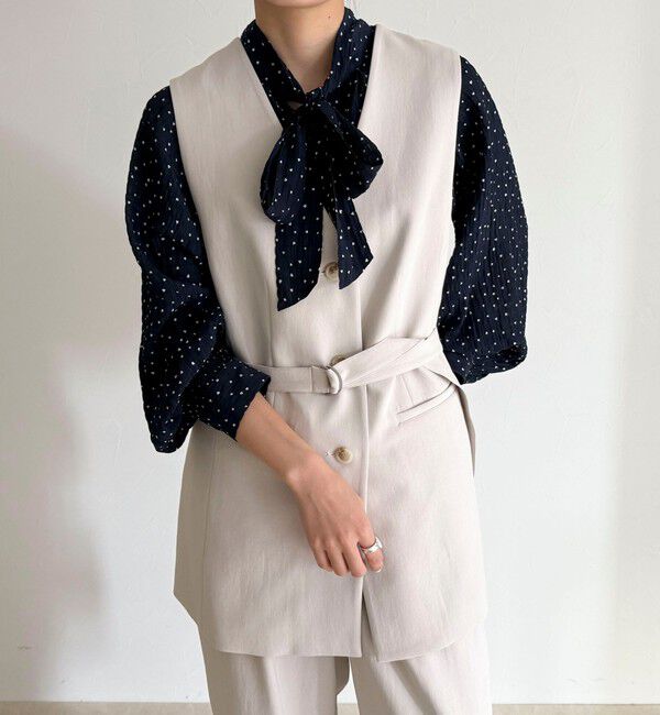 fredy emue「【セットアップ対応】パウダリーツイルベルト付きジレ」|ベスト・ジレ|