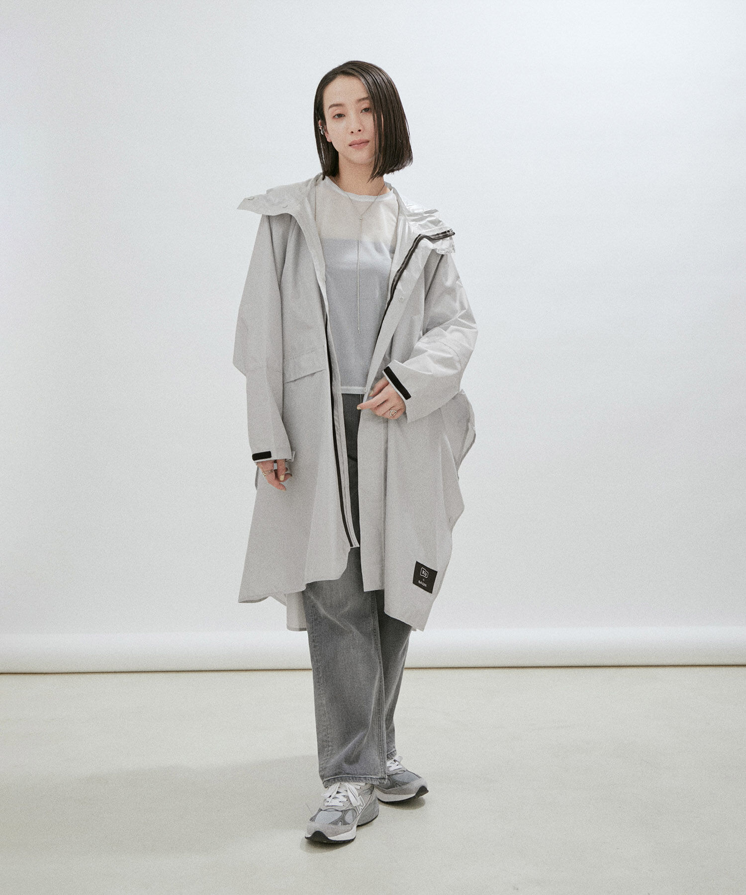 SALON adam et rope'「【雑誌掲載】【KiU for SALON】[ポーチ付き]別注レインポンチョ」|レインコート|