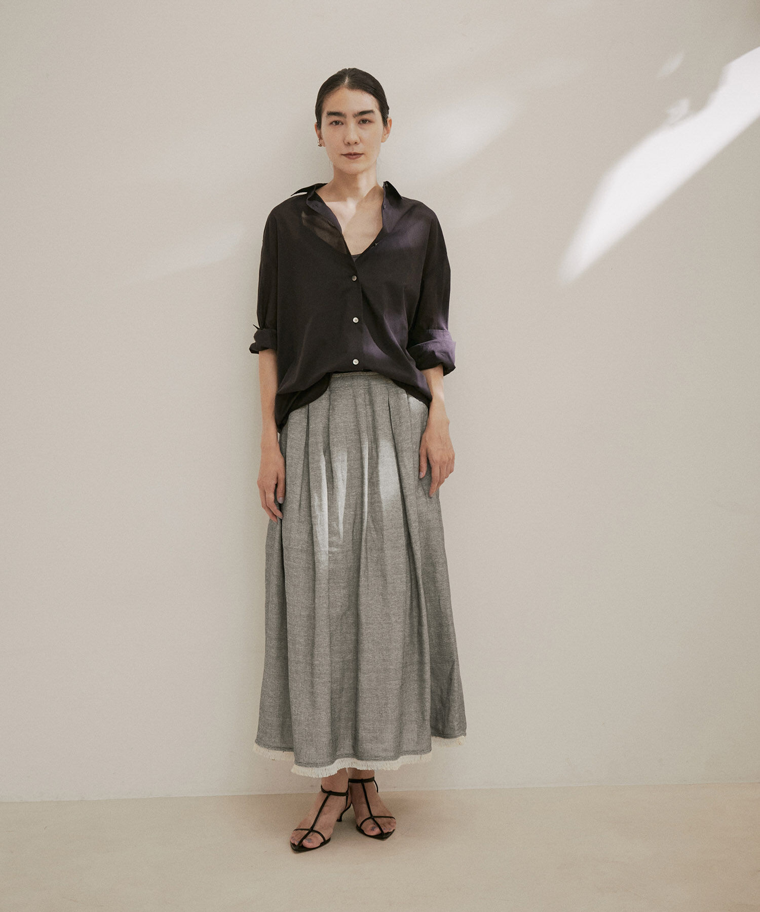 SALON adam et rope'「【NIPPON CULTURE】[抗菌・消臭]葦和紙タックロングスカート」|スカート|