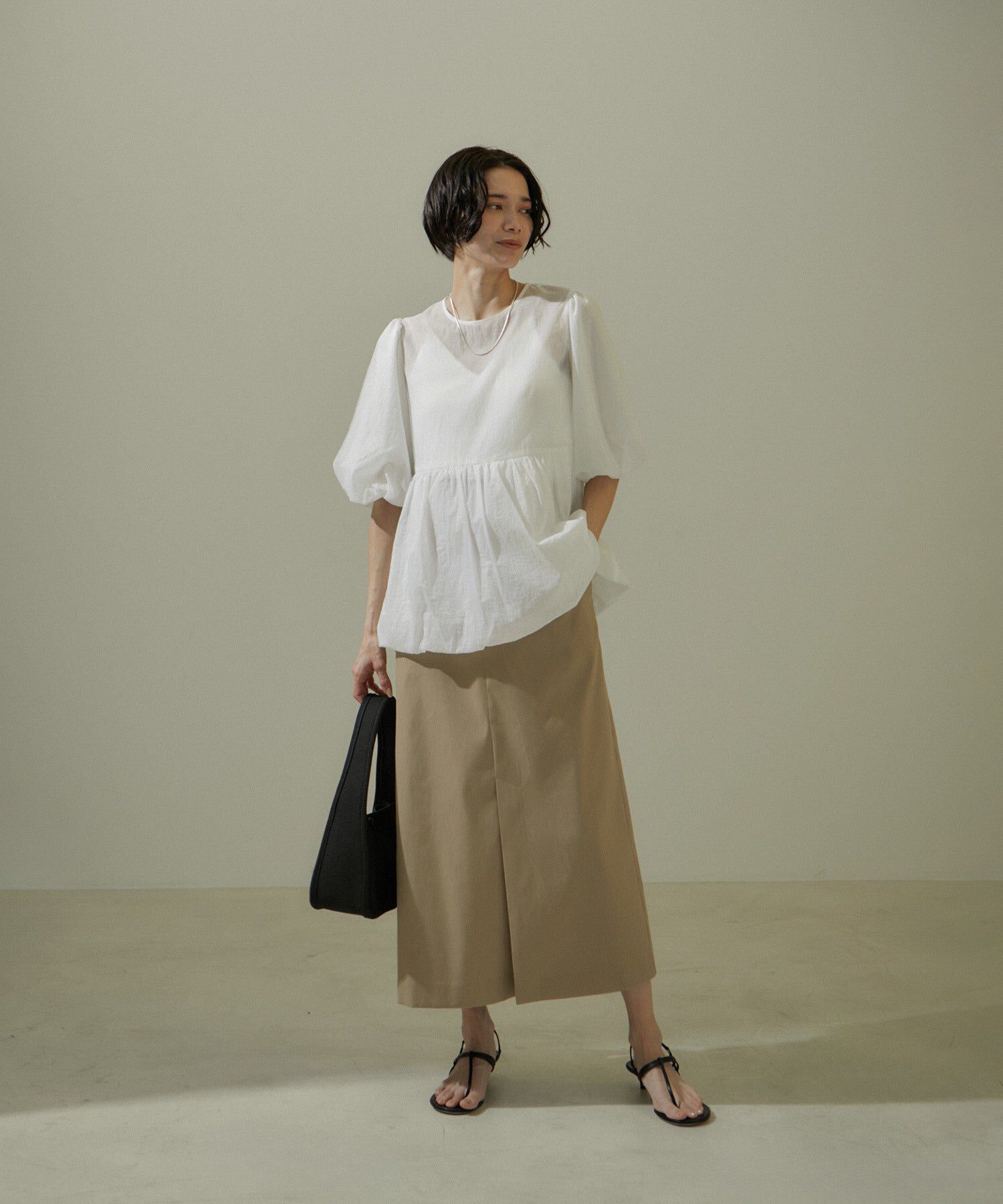 SALON adam et rope'「スタイルアップハイウエストナロースカート　無地/デニム」|スカート|