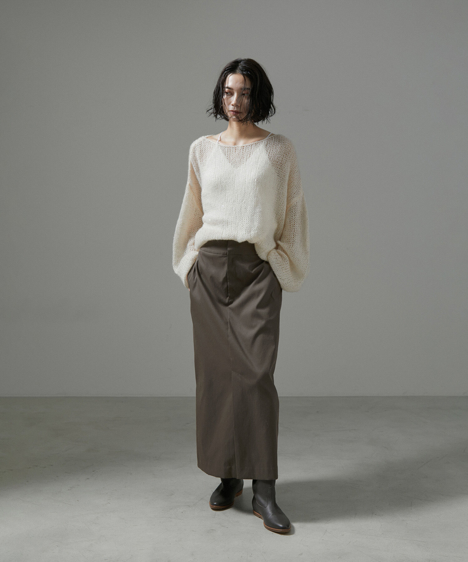 SALON adam et rope'「スタイルアップハイウエストナロースカート　無地/デニム」|スカート|