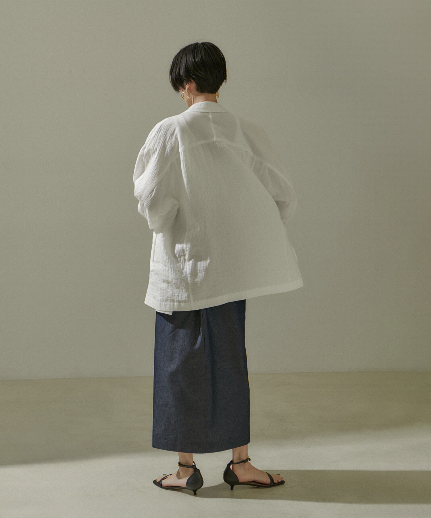 SALON adam et rope'「スタイルアップハイウエストナロースカート　無地/デニム」|スカート|