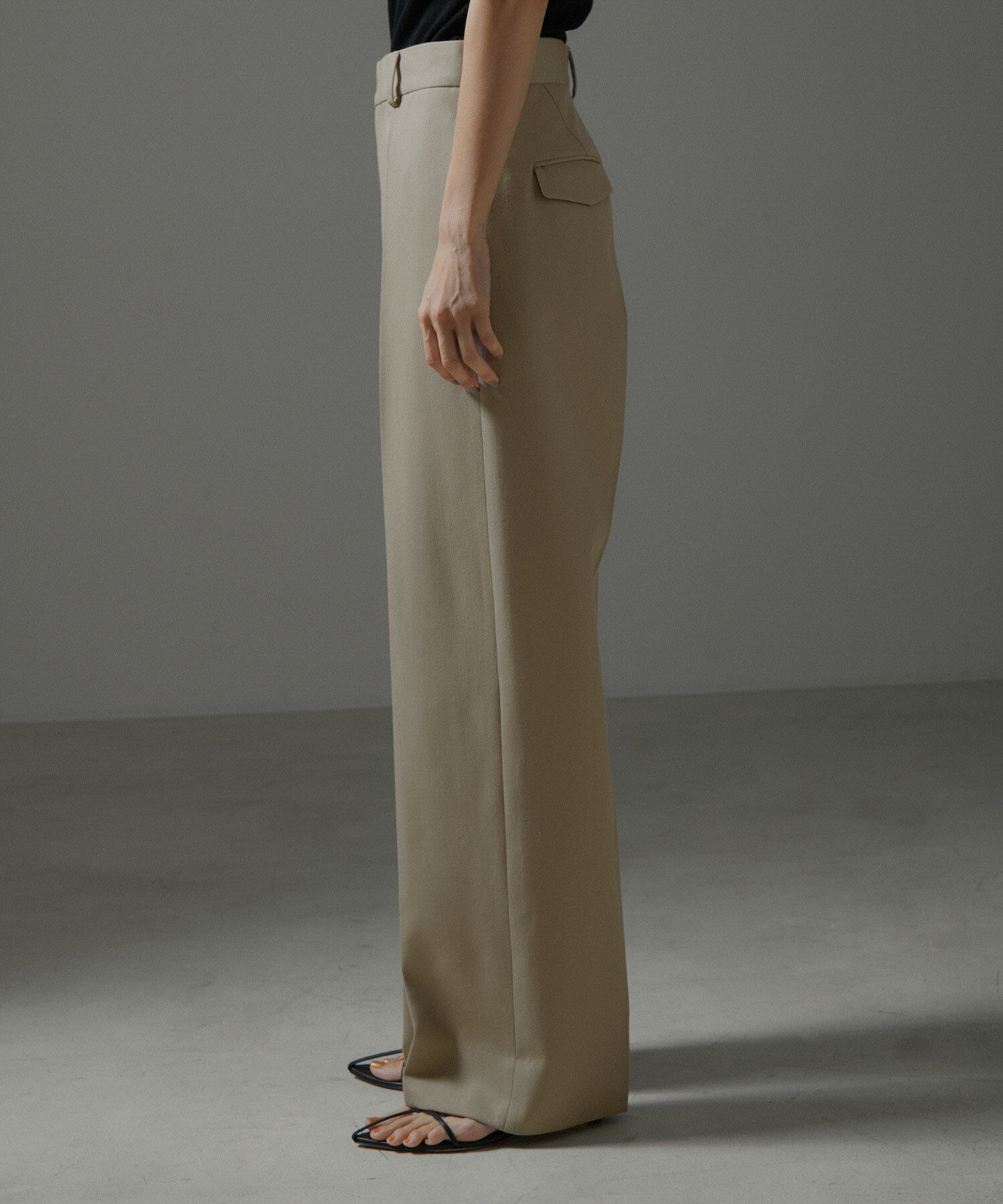 SALON adam et rope'「VISTO WOOL GABA ストレートワイドパンツ」|スラックス|