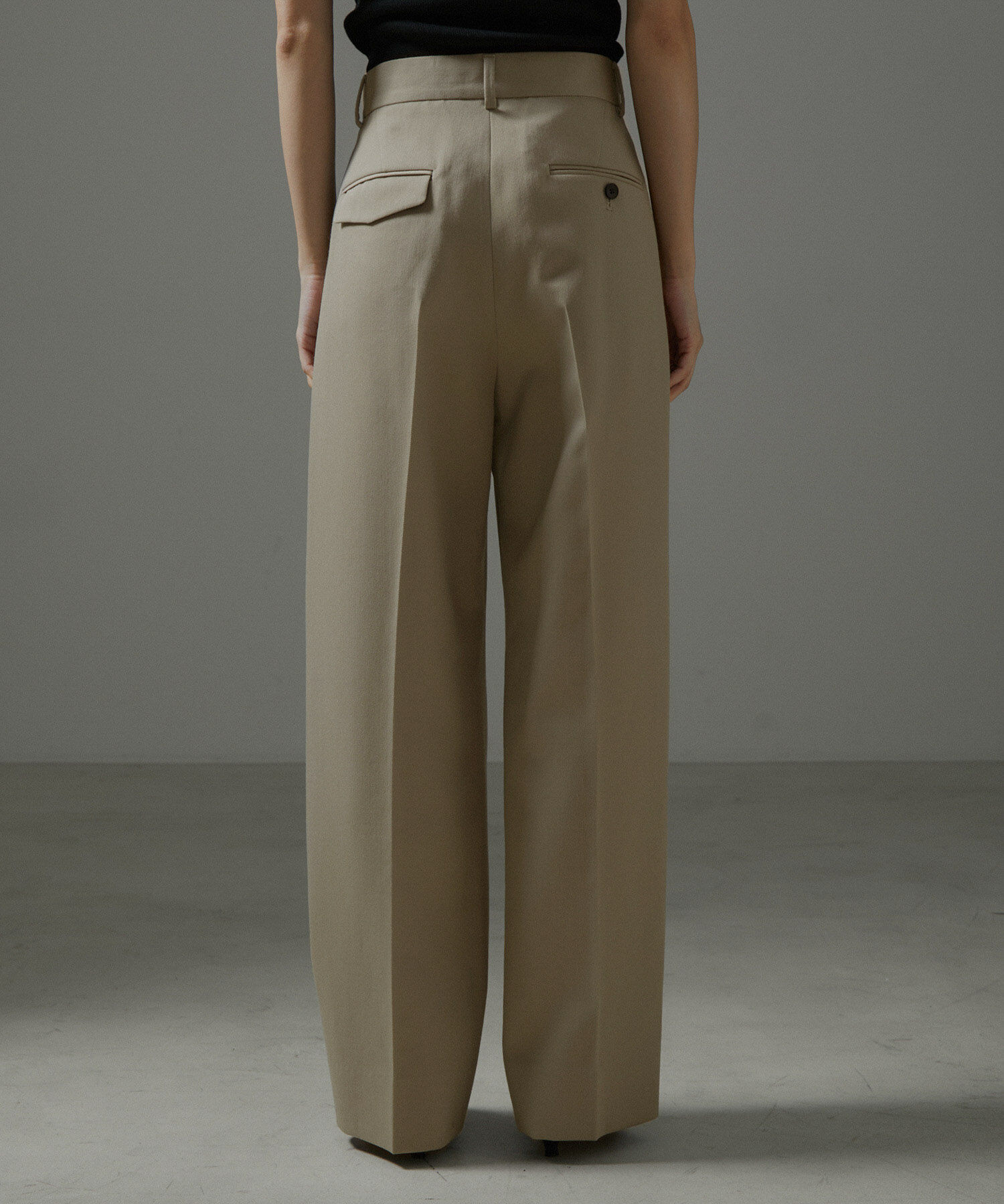 SALON adam et rope'「VISTO WOOL GABA ストレートワイドパンツ」|スラックス|