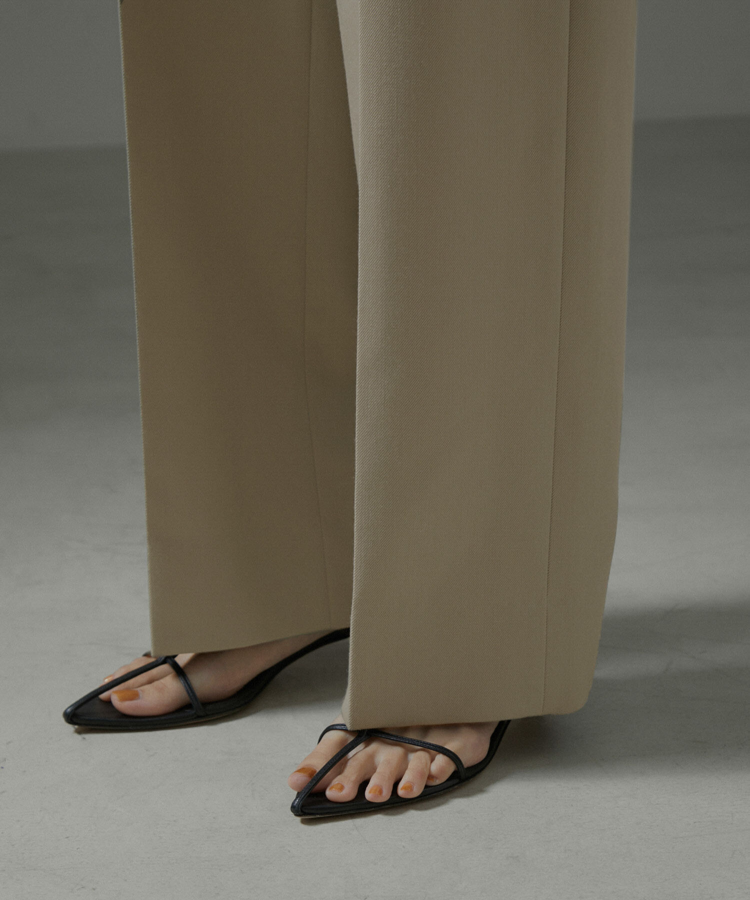 SALON adam et rope'「VISTO WOOL GABA ストレートワイドパンツ」|スラックス|