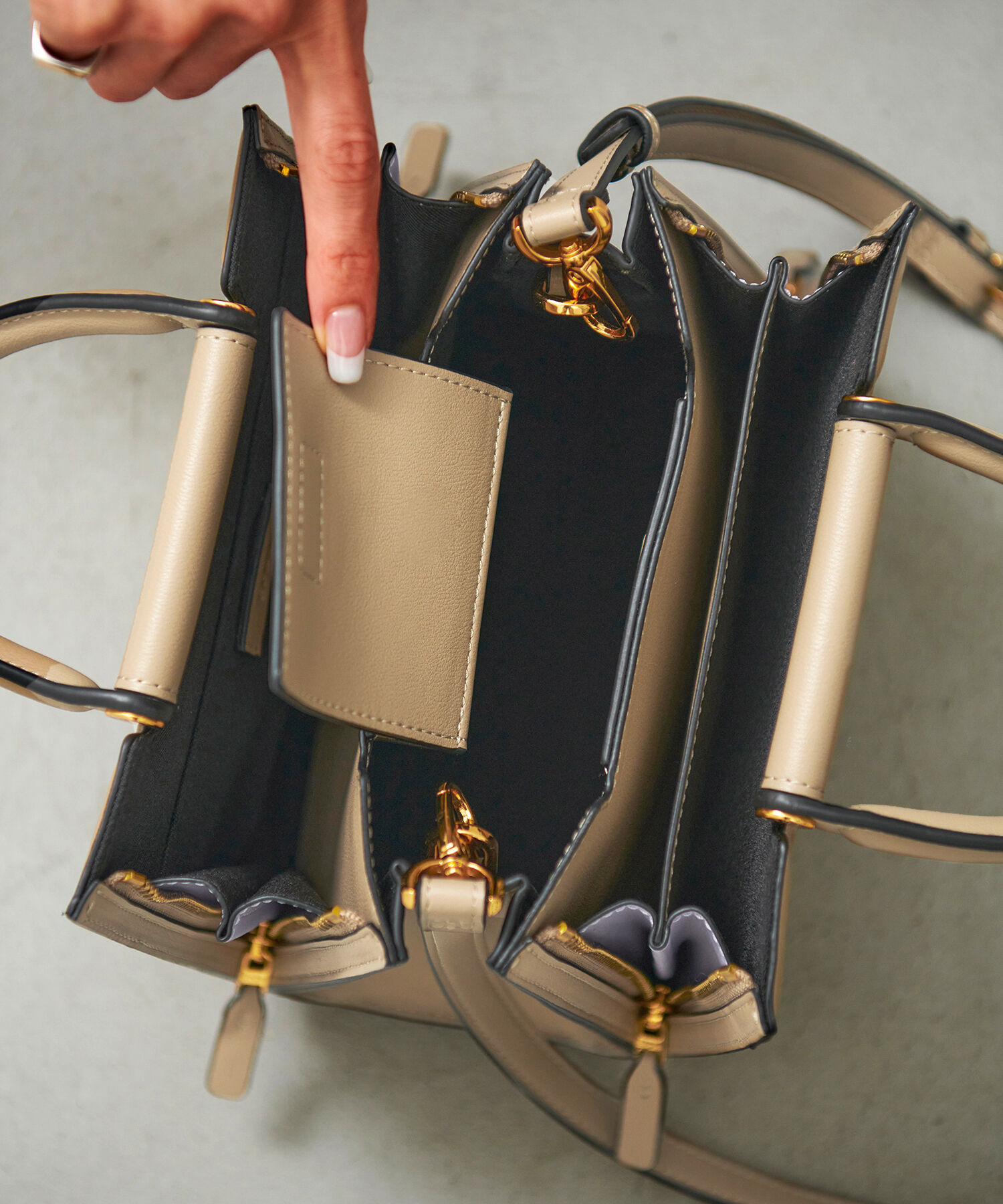 E'POR「【E'POR】W BAG Mini 【メディア掲載】」|ハンドバッグ|