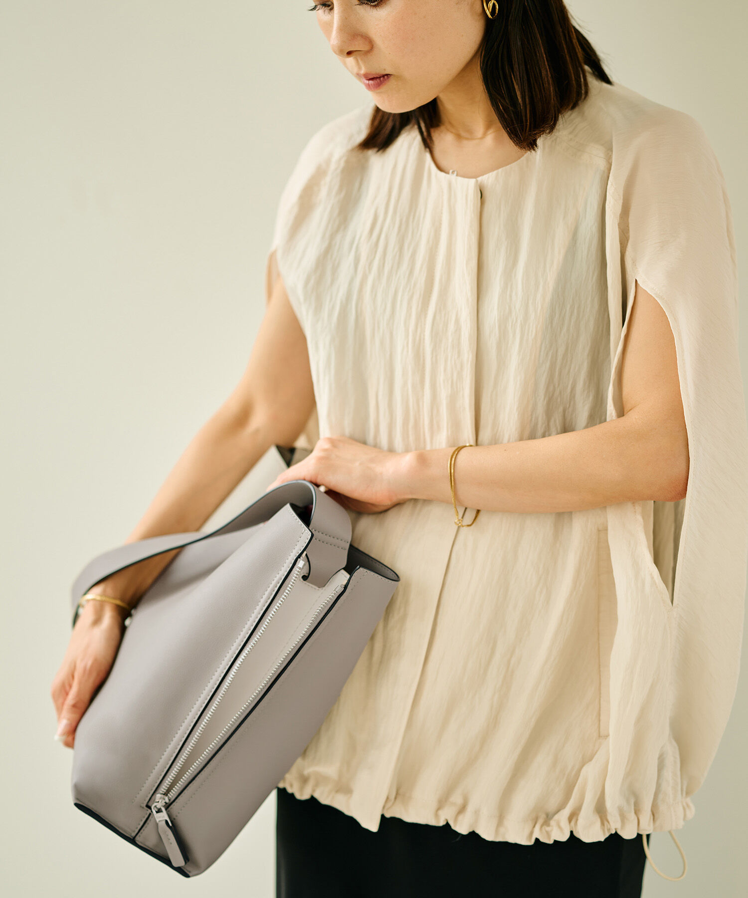 E'POR「【E'POR】Y BAG Shoulder Medium（サイドジップショルダーバッグ）【WEB限定/一部店舗限定】【メディア掲載」|ショルダー・メッセンジャー|