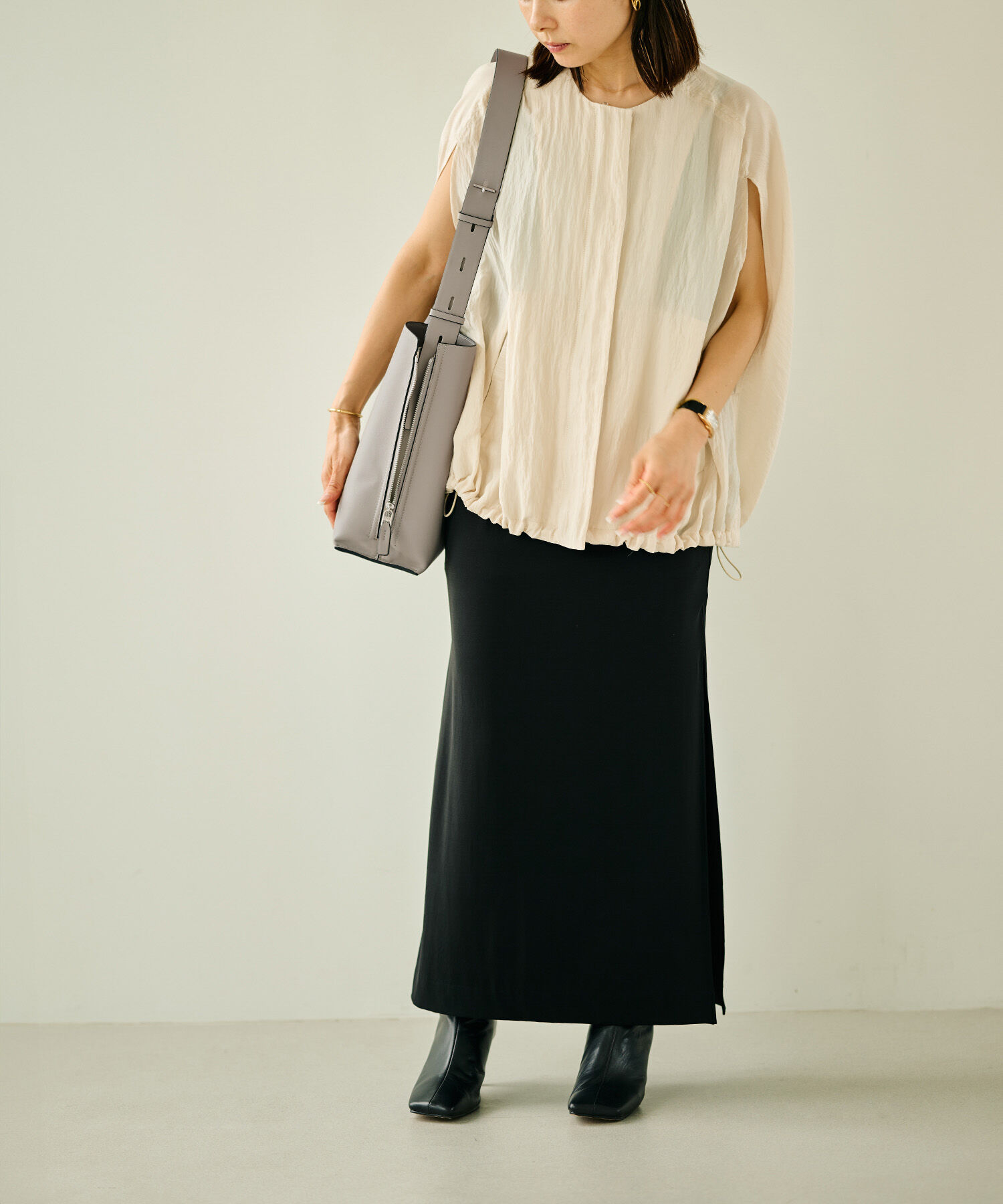 E'POR「【E'POR】Y BAG Shoulder Medium（サイドジップショルダーバッグ）【WEB限定/一部店舗限定】【メディア掲載」|ショルダー・メッセンジャー|