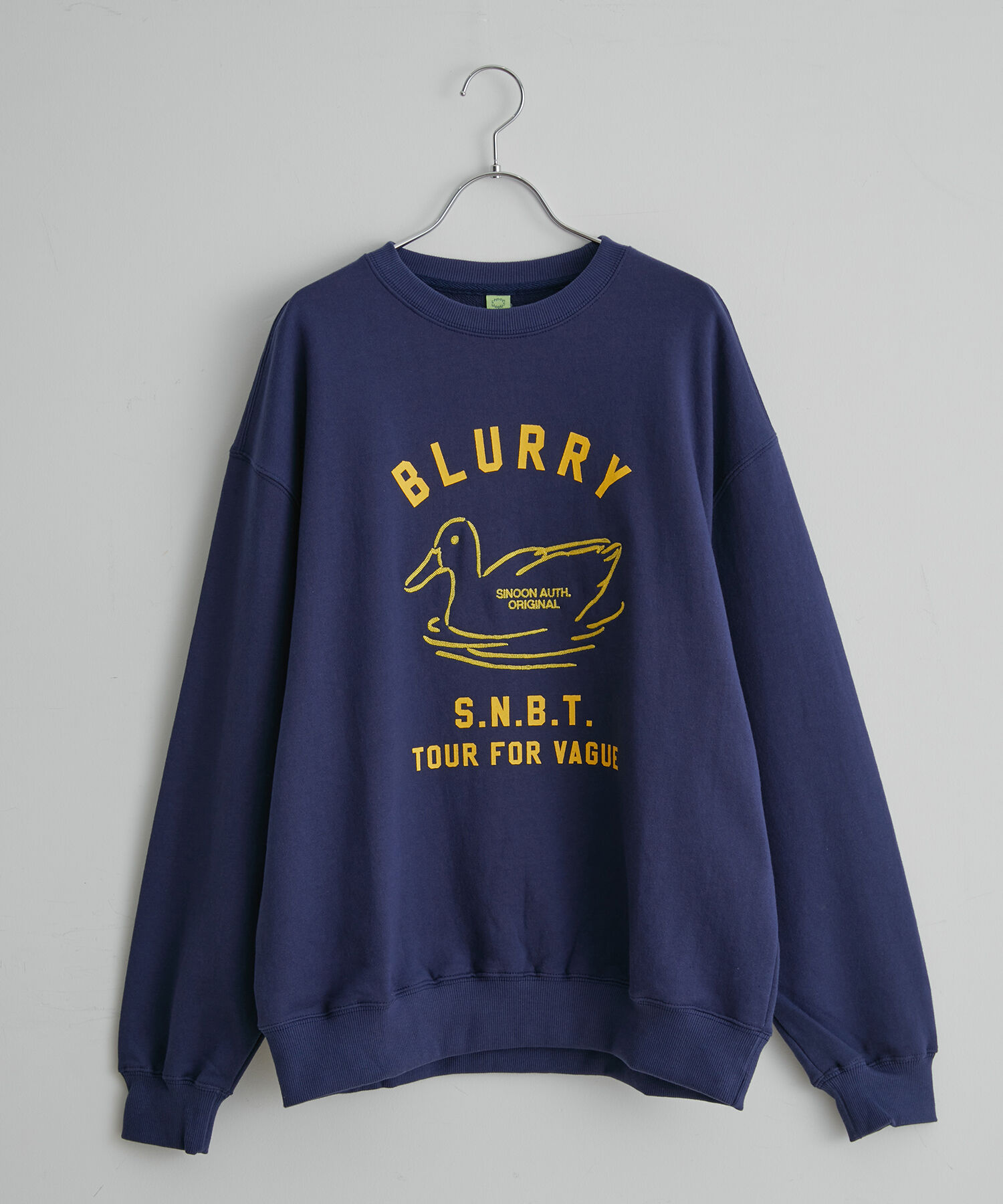 VIS「【韓国人気ブランド/sinoon】プリントスウェットプルオーバー【洗える】」|スウェット・ジャージ|