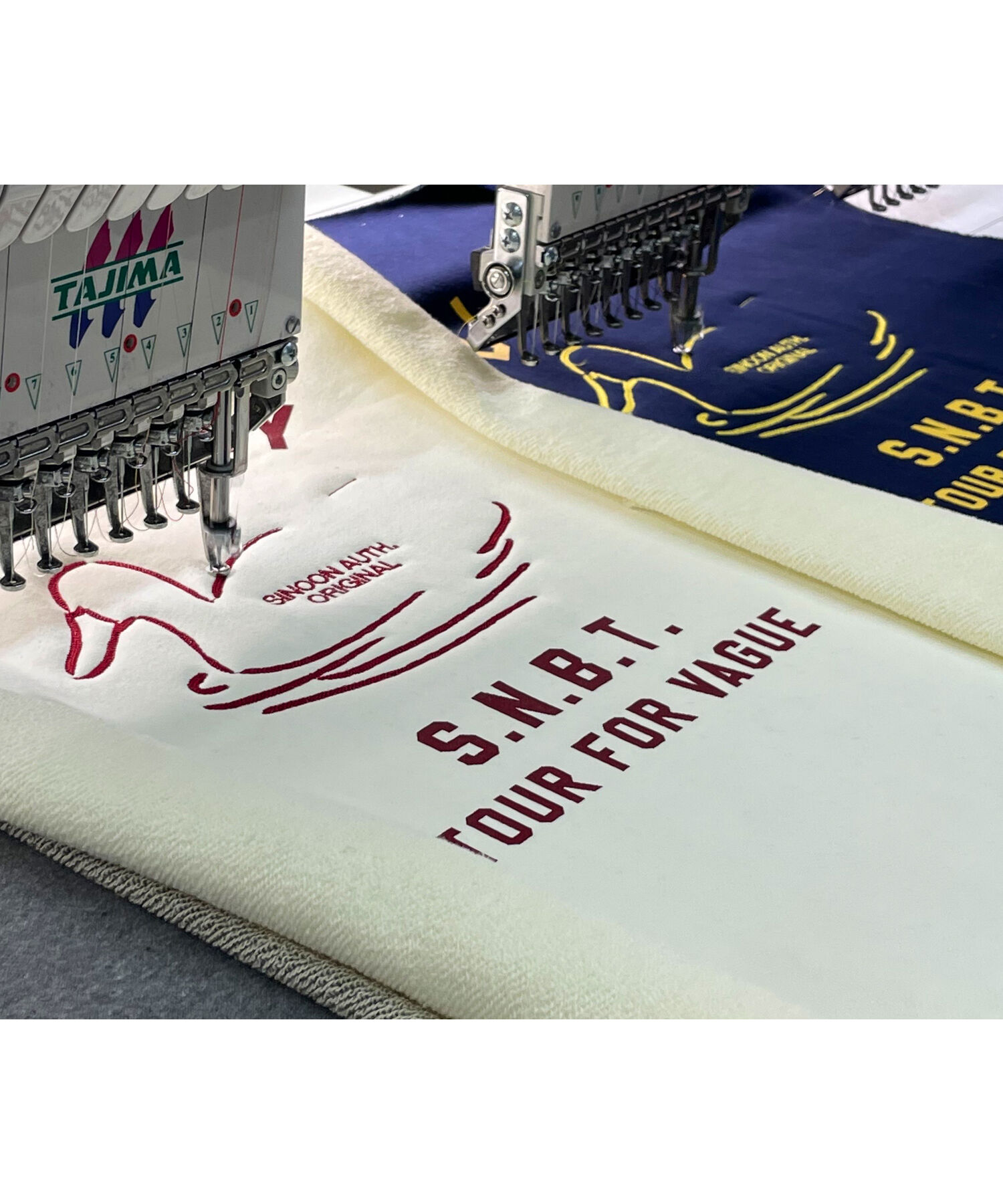 VIS「【韓国人気ブランド/sinoon】プリントスウェットプルオーバー【洗える】」|スウェット・ジャージ|