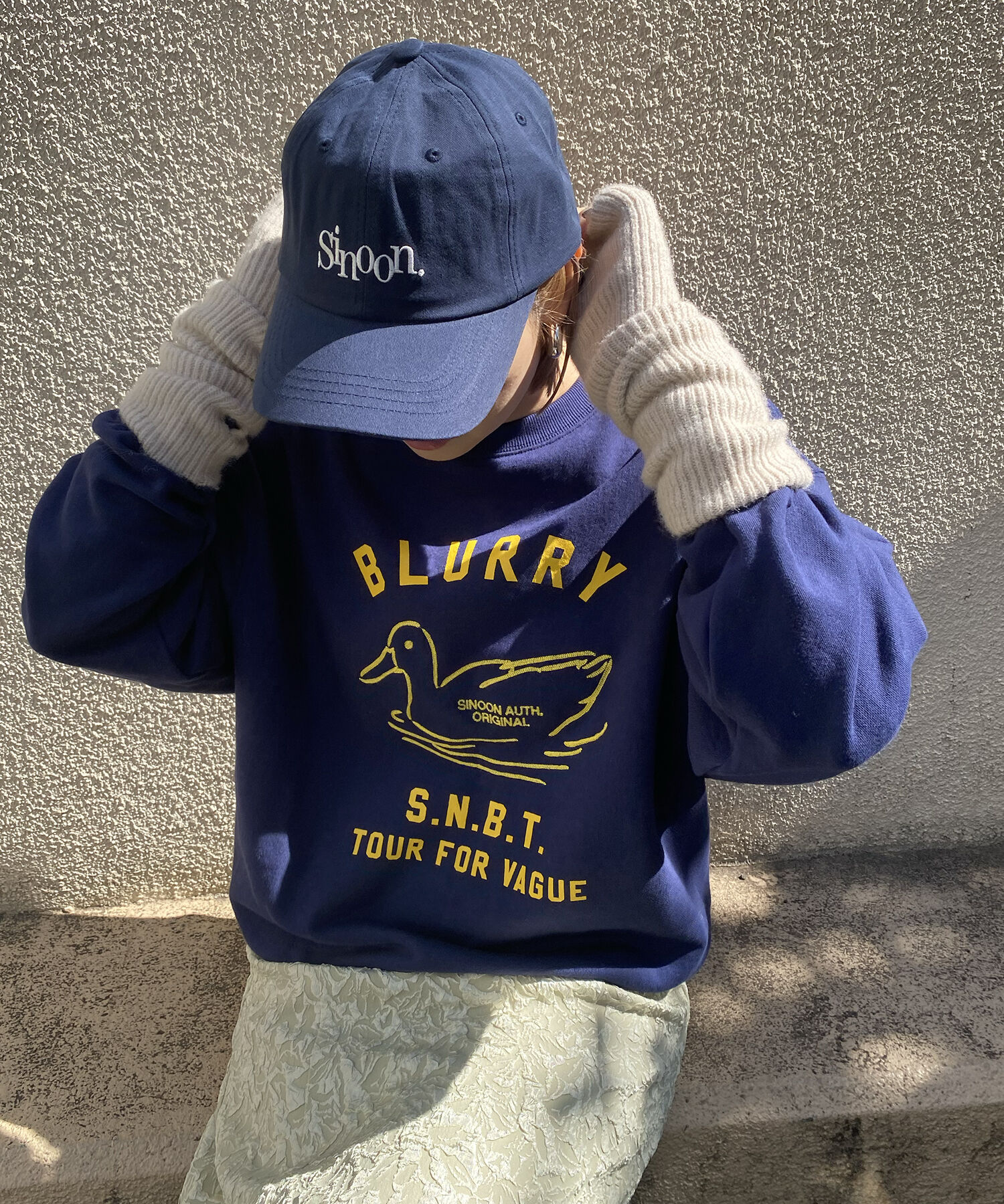 VIS「【韓国人気ブランド/sinoon】プリントスウェットプルオーバー【洗える】」|スウェット・ジャージ|