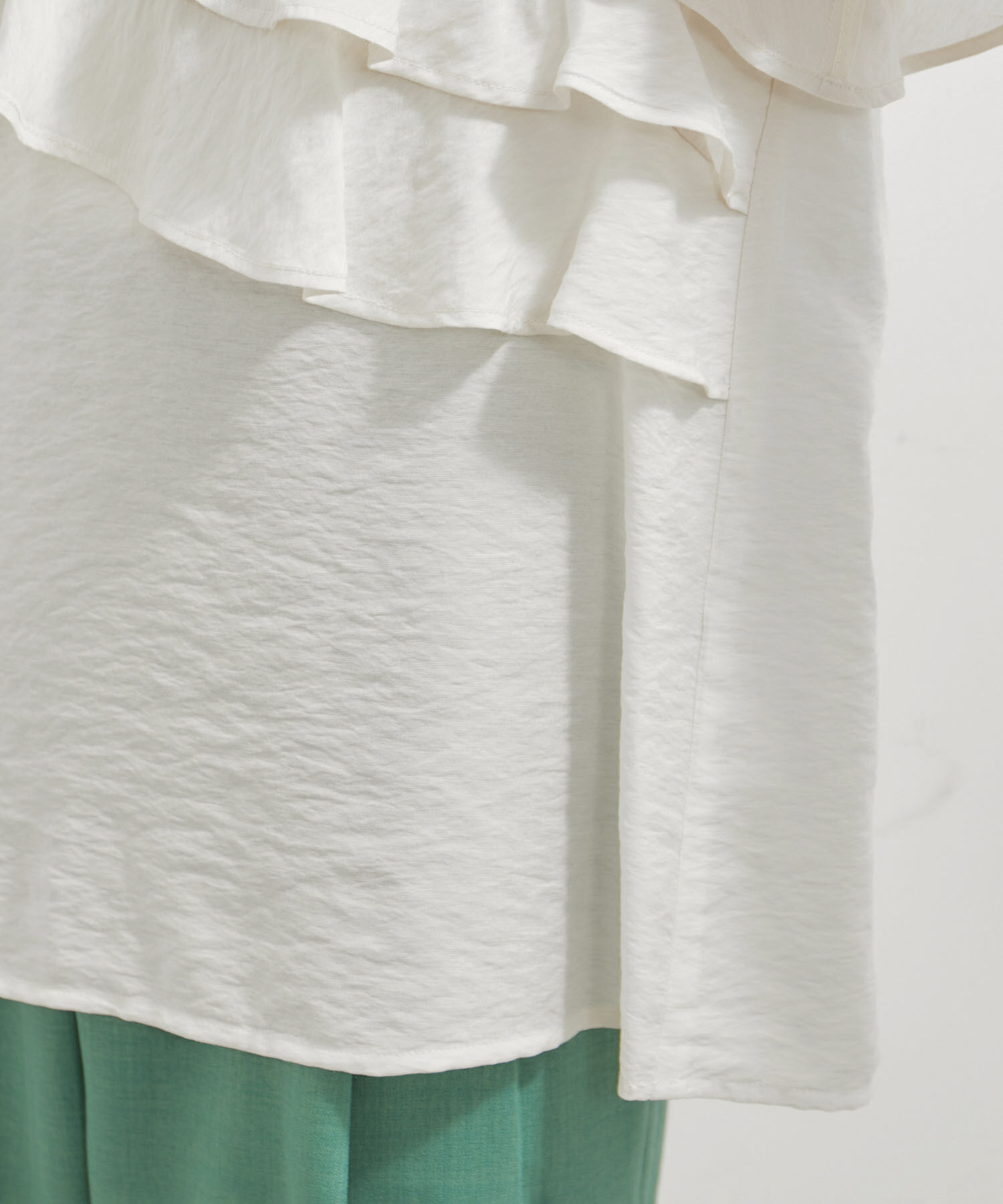 VIS「フリルティアードブラウス」|シャツ・ブラウス|