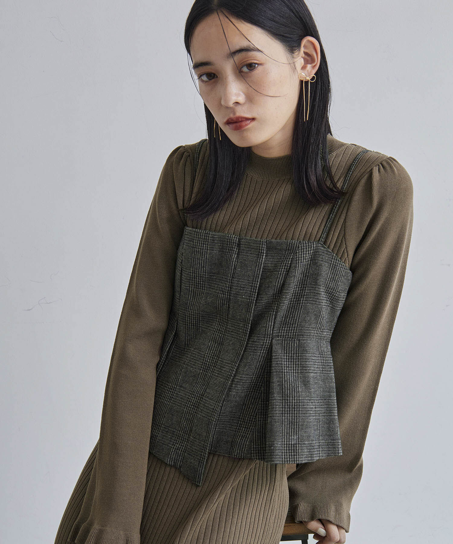 VIS「【SET】ビスチェセット裾ミニフリルリブニットワンピース」|ワンピース|