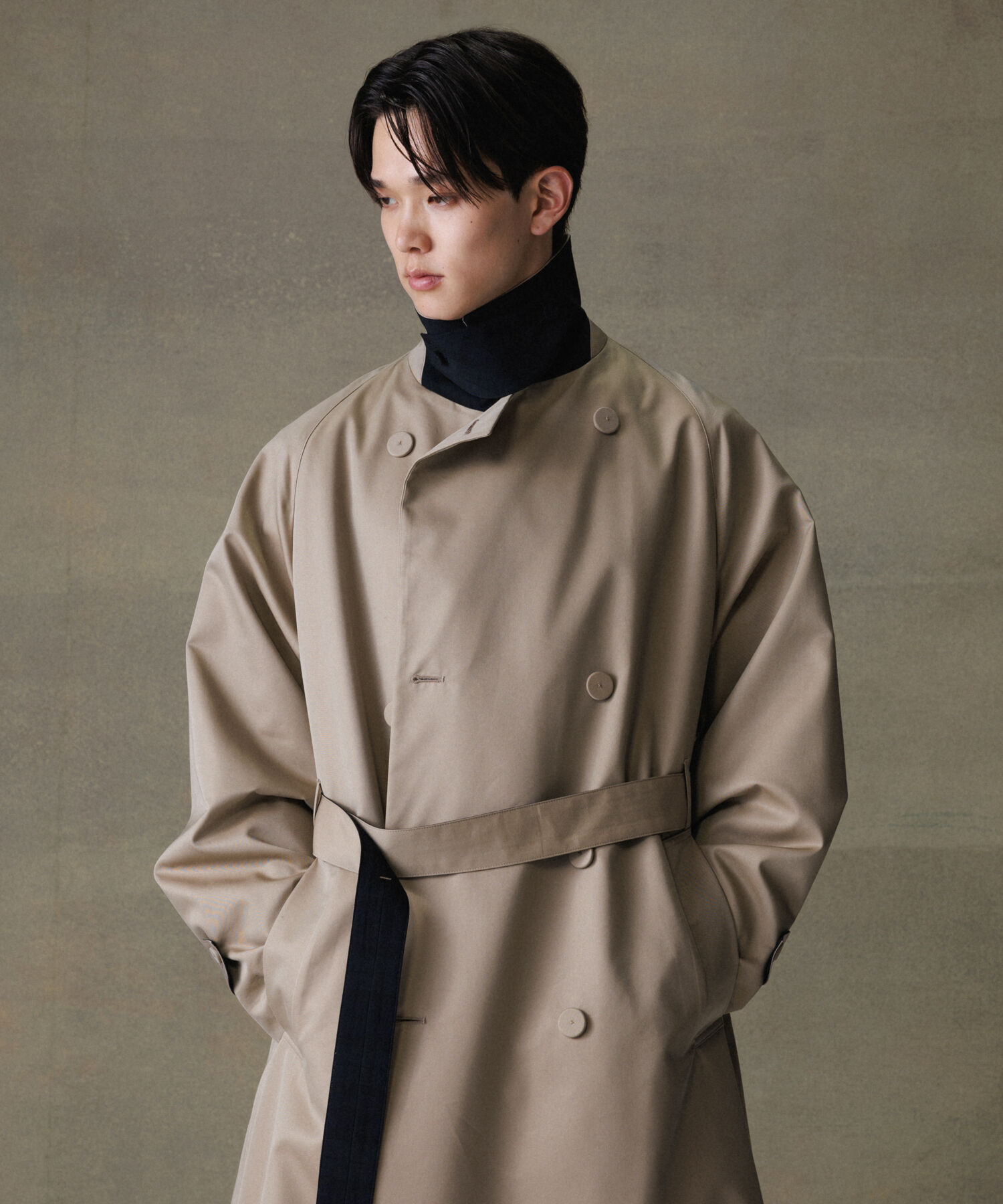 ADAM ET ROPE'「《撥水》ライトウェイトギャバ オーバーサイズ ロング トレンチコート / ユニセックス」|トレンチコート|