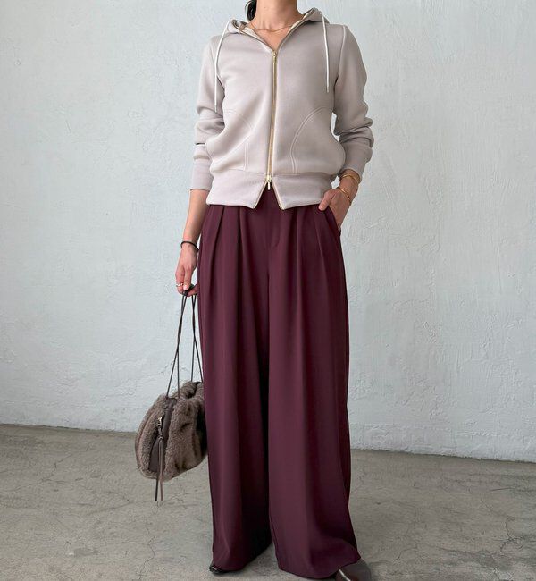  「【ウォッシャブル】【シーズンレスで使える】タックワイドスラックス」|チノ|