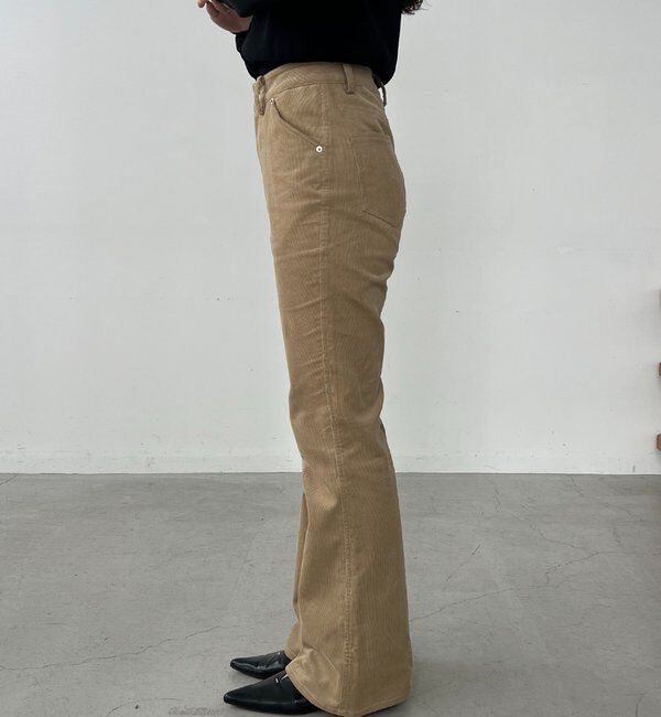  「【新色/レイヤード対応】コーデュロイフレアパンツ」|チノ|