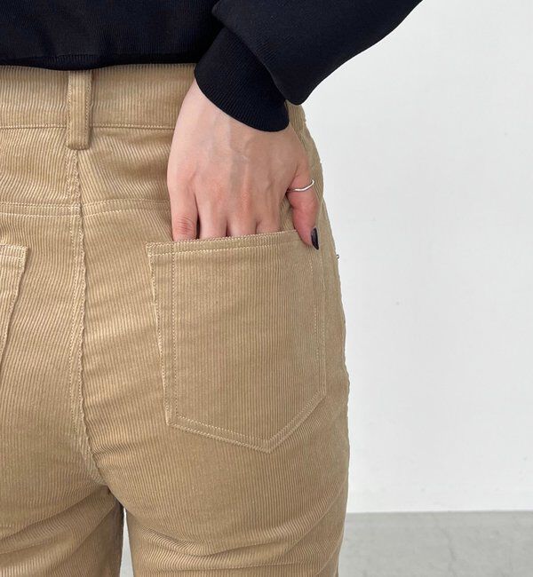  「【新色/レイヤード対応】コーデュロイフレアパンツ」|チノ|