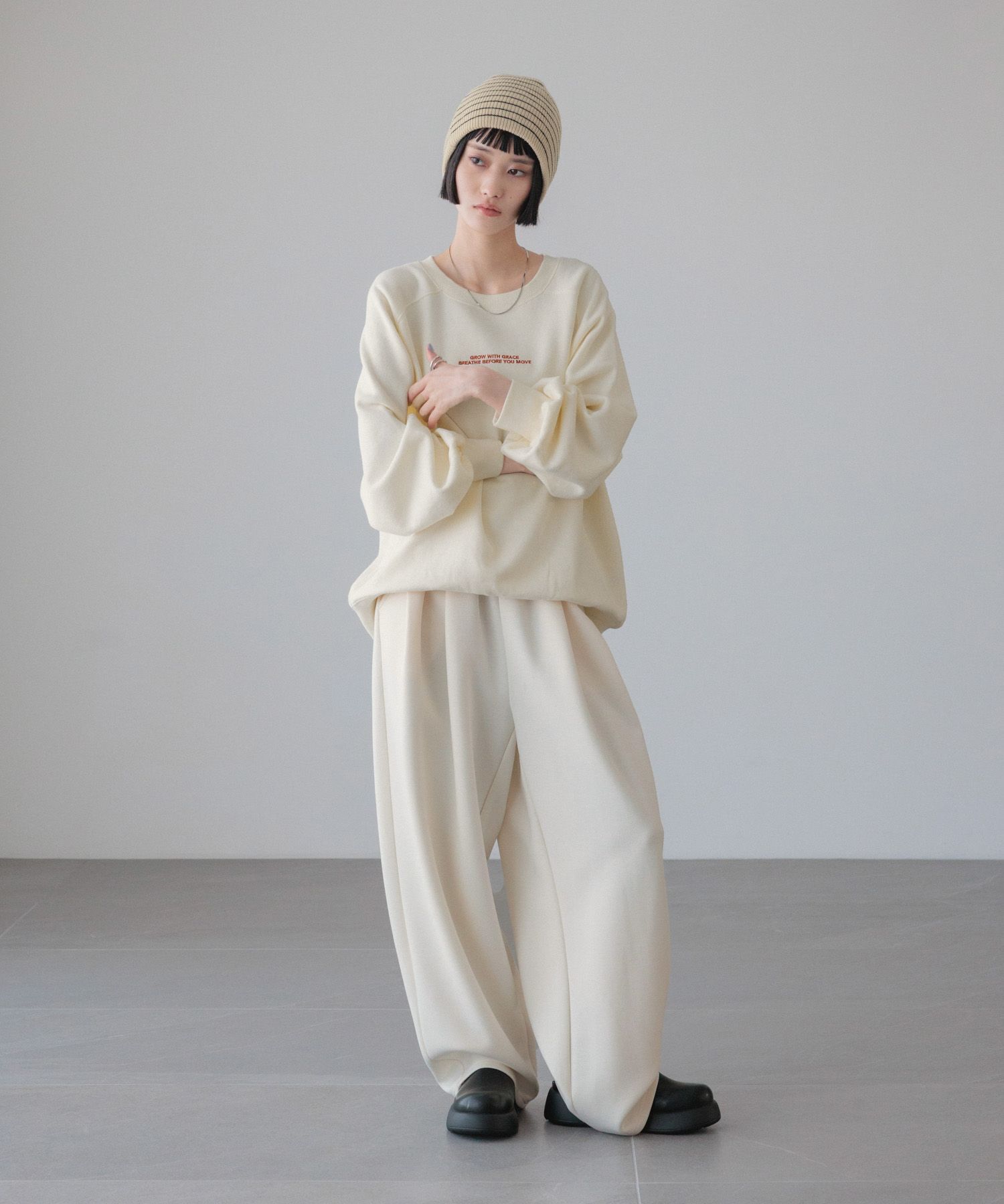 LOWRYS FARM「カットイージーコクーンパンツ」|チノ|