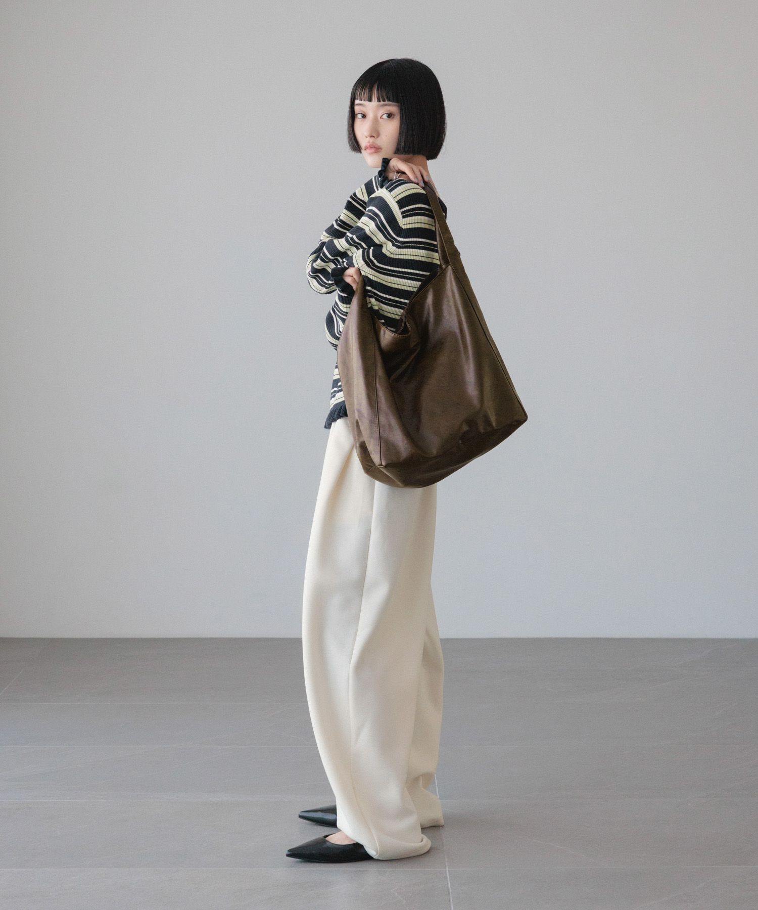 LOWRYS FARM「カットイージーコクーンパンツ」|チノ|