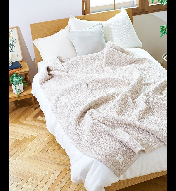 collex「イブル クラウド柄 オーガニックコットン キルティングマット スクエア 200&times;」|その他|ベージュ