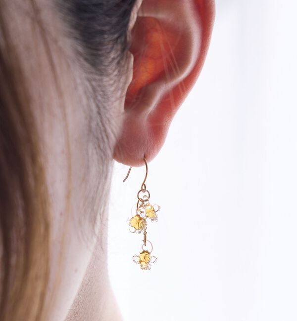 collex「【HARIO Lampwork Factory】ピアス ひとふさのミモザ」|ピアス|
