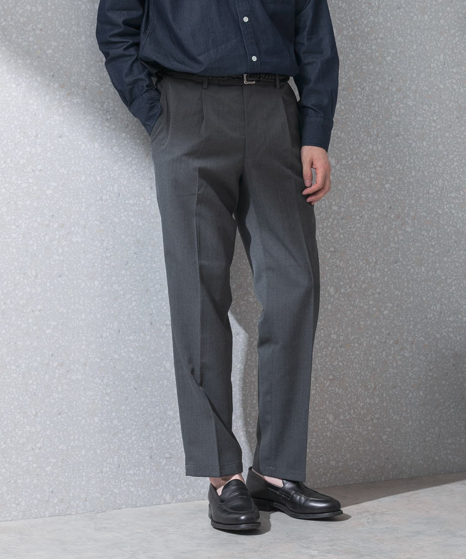 URBAN RESEARCH DOORS「『洗濯可/防シワ』LIFE STYLE TAILOR　クリアツイルウォッシャブルパンツ」|スラックス|グレー