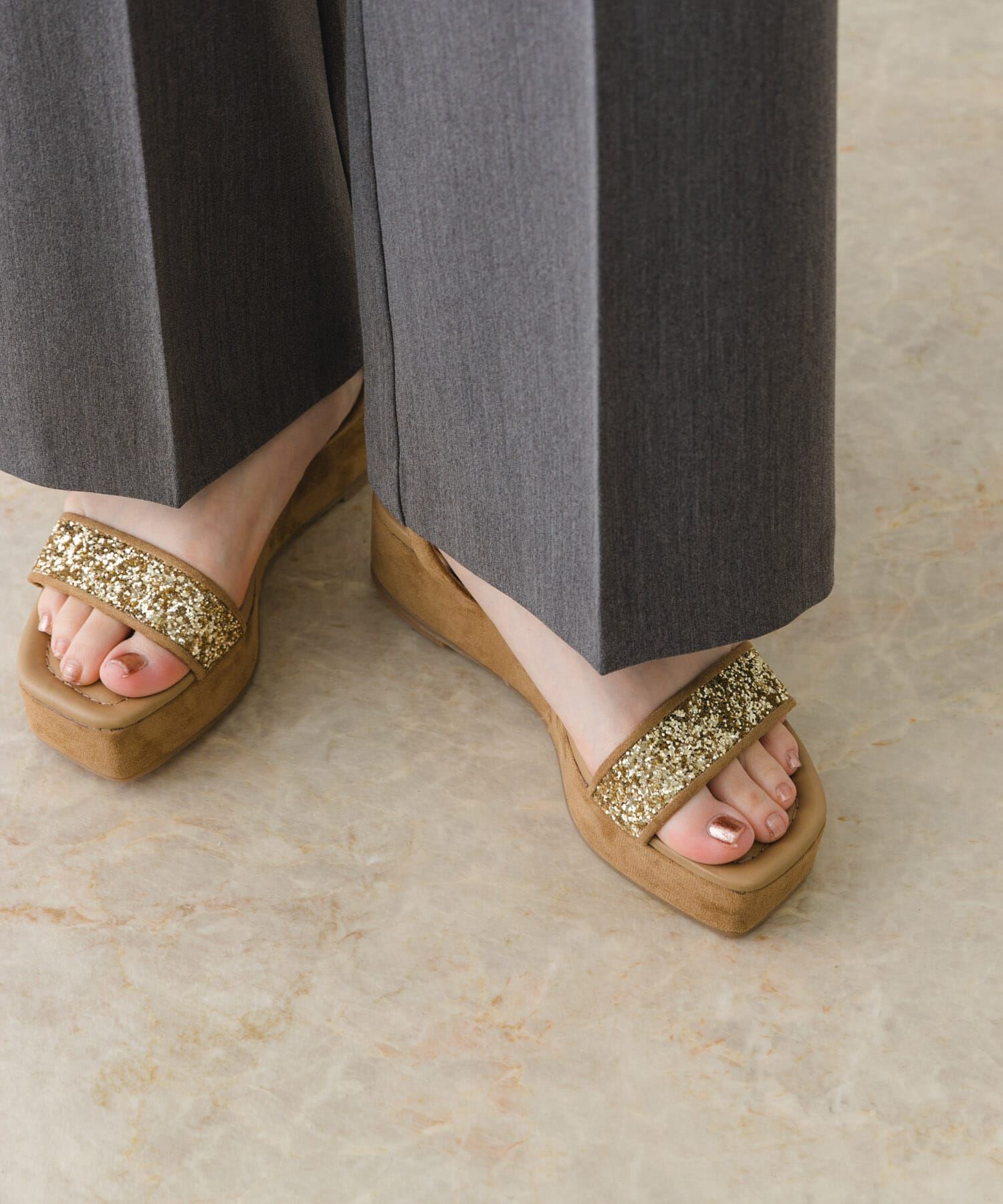 RODE SKO「グリッターアンクルサンダル」|サンダル|