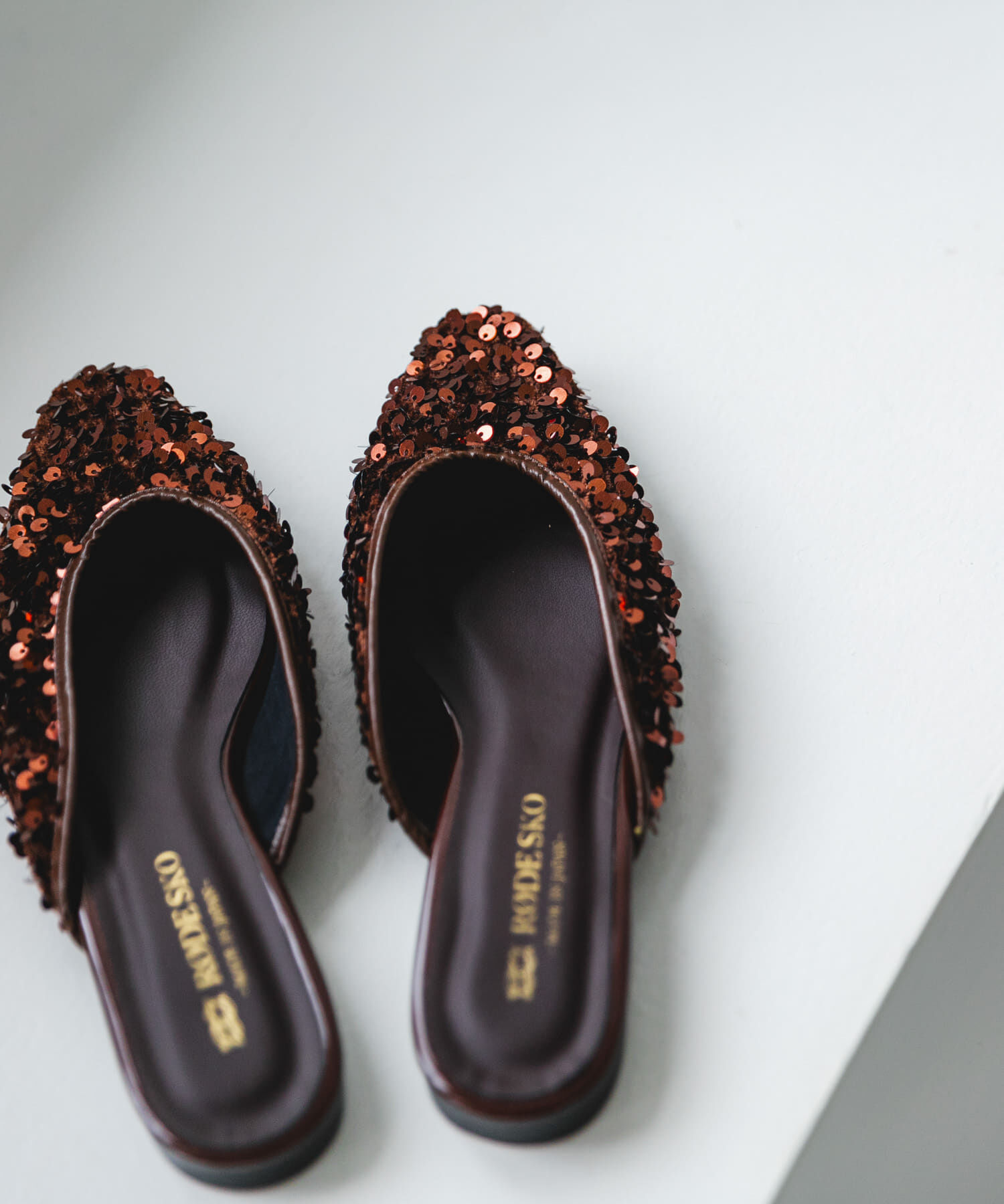 RODE SKO「『MADE IN JAPAN』スパンコールミュール」|その他|ブラウン