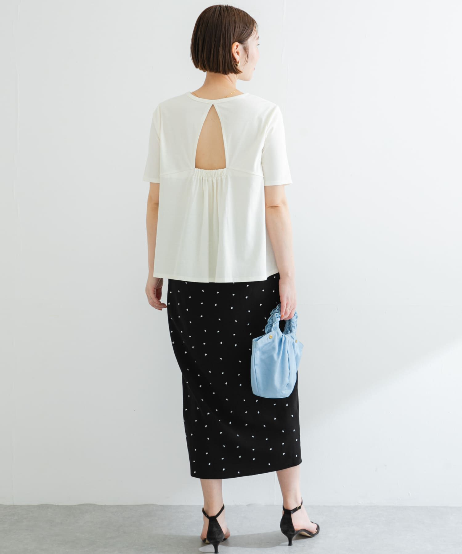 URBAN RESEARCH ROSSO「『UR TECH』F by ROSSO　UVCUTバックオープンフレアTシャツ」|Tシャツ・カットソー|