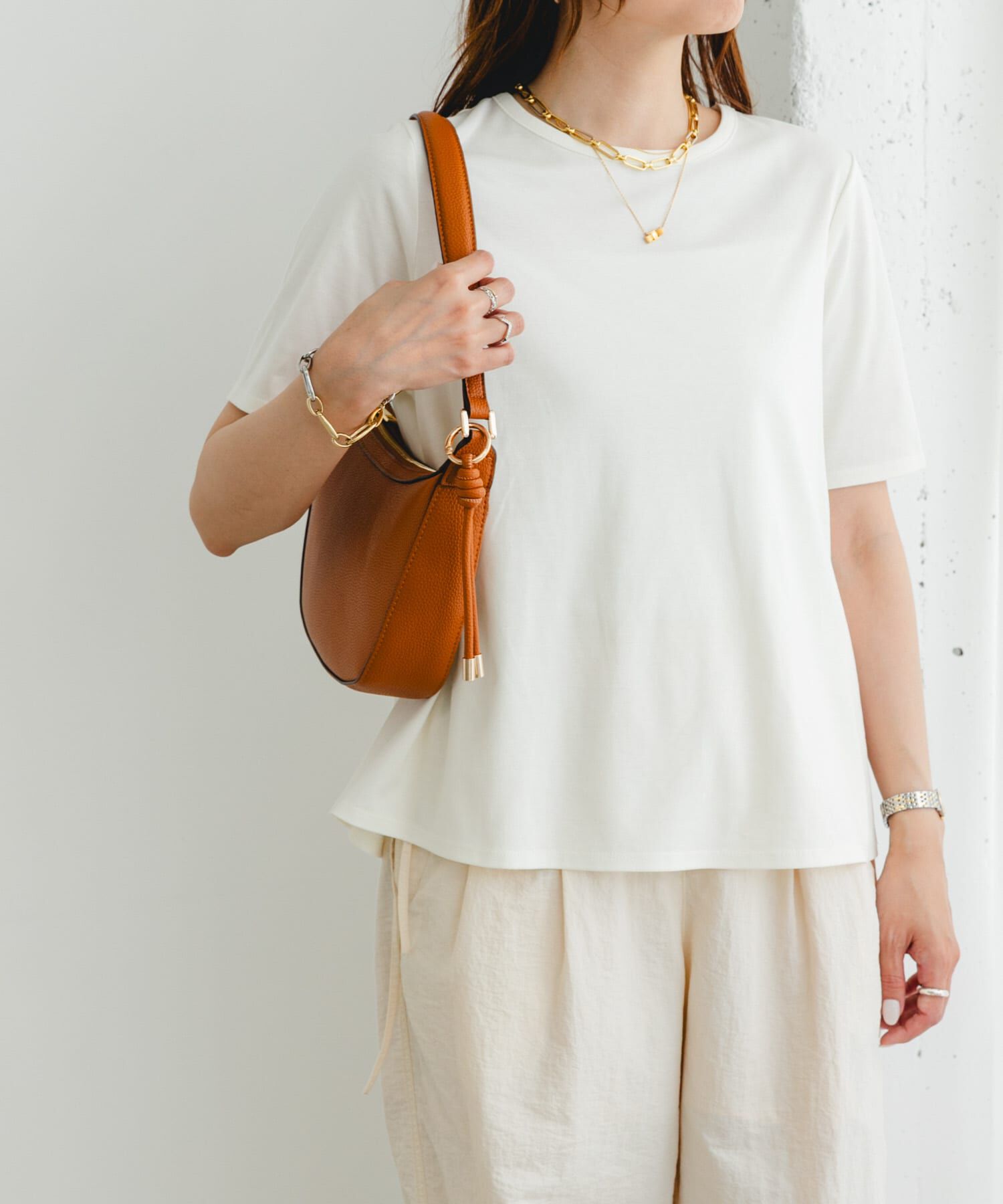 URBAN RESEARCH ROSSO「『UR TECH』F by ROSSO　UVCUTバックオープンフレアTシャツ」|Tシャツ・カットソー|