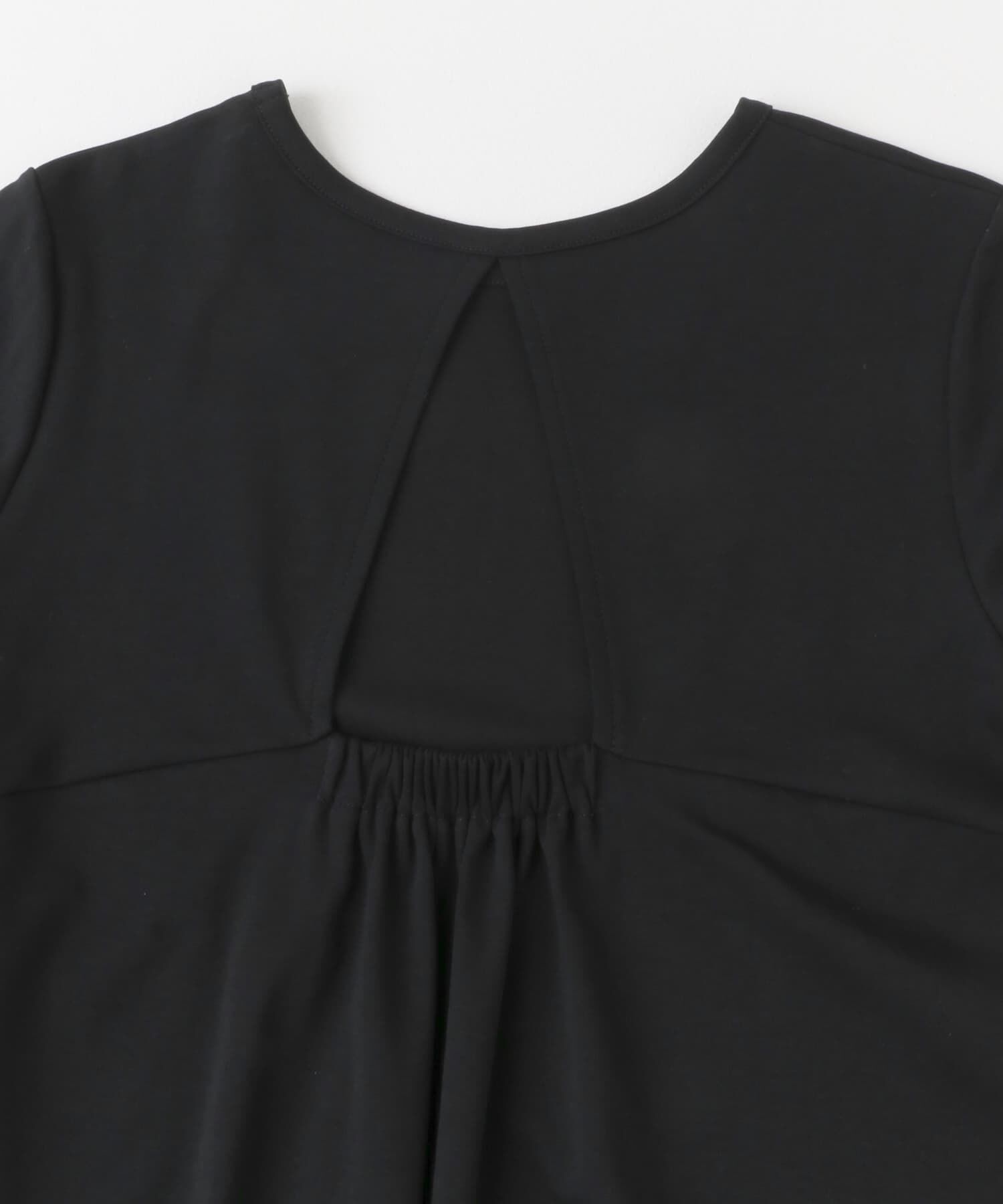 URBAN RESEARCH ROSSO「『UR TECH』F by ROSSO　UVCUTバックオープンフレアTシャツ」|Tシャツ・カットソー|