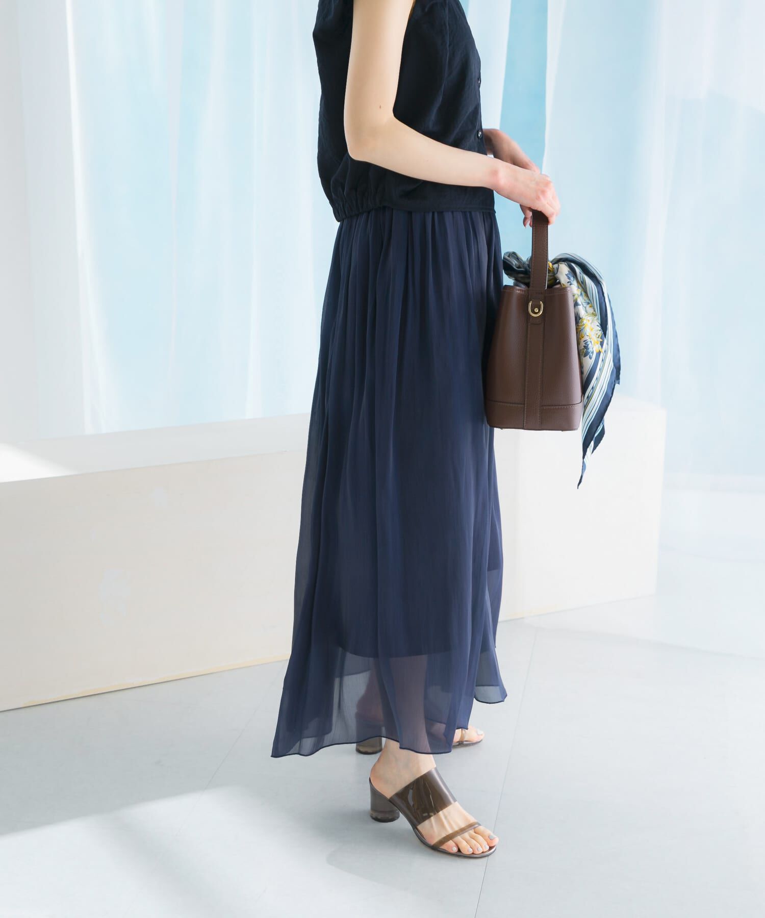 URBAN RESEARCH ROSSO「グロッシーギャザーフレアスカート」|スカート|