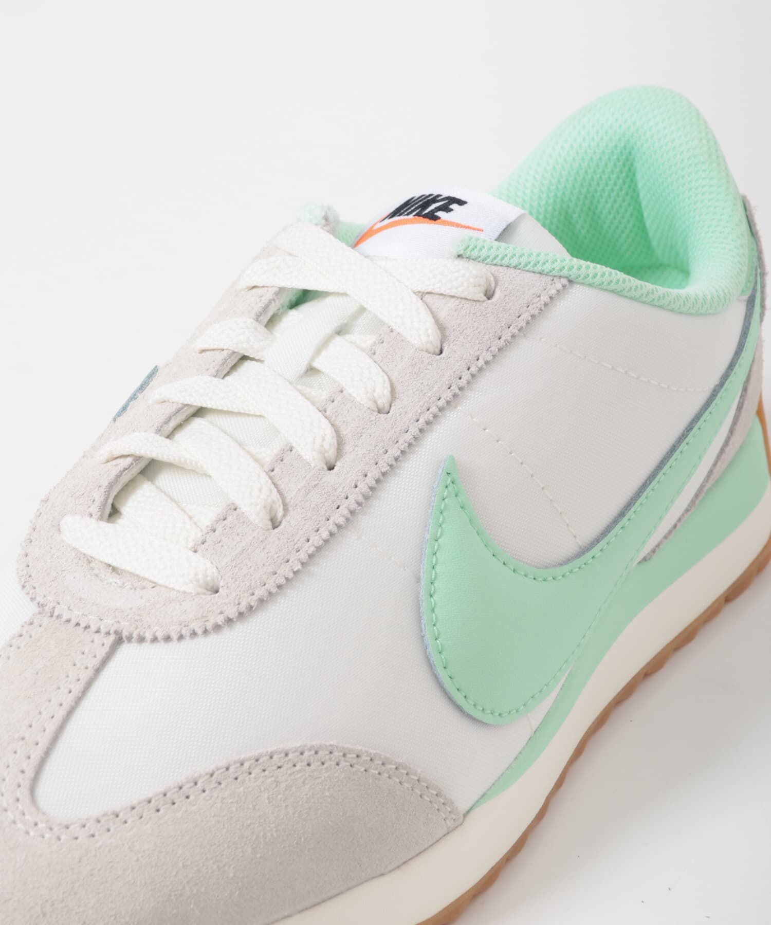 URBAN RESEARCH DOORS「NIKE　パシフィック」|スニーカー|